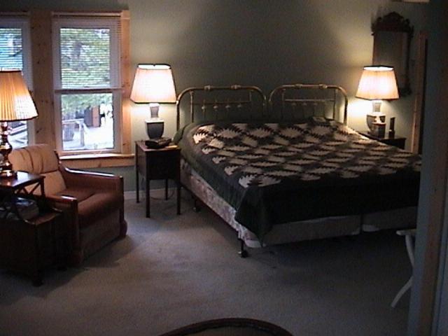 Sunny Rock Bed & Breakfast