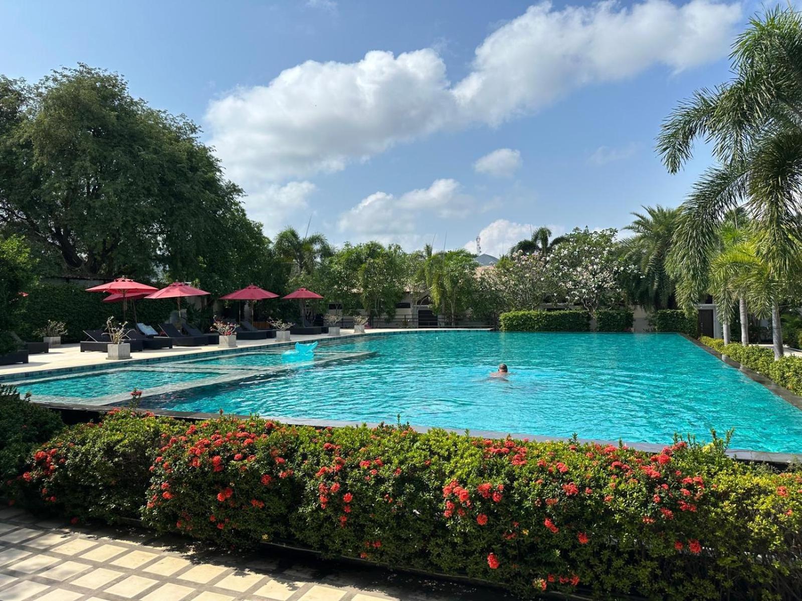 Villa mit privatem Pool 50 m zum Strand Ruhiger Luxus in Plai Leam