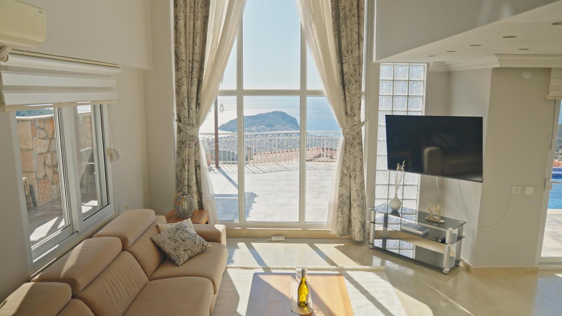 Qoople Villa Tepe with infinity pool and panoramic view