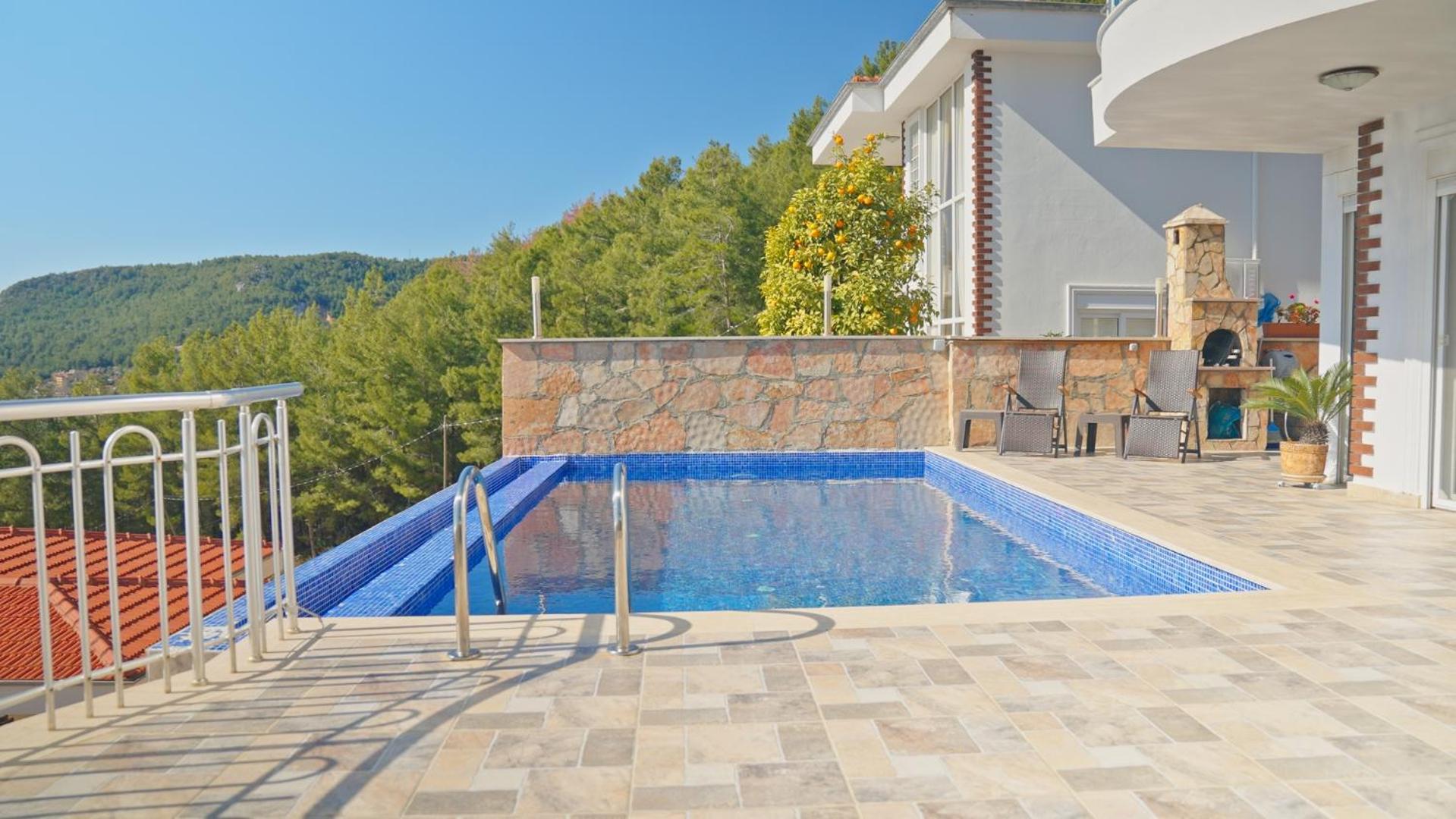 Qoople Villa Tepe with infinity pool and panoramic view