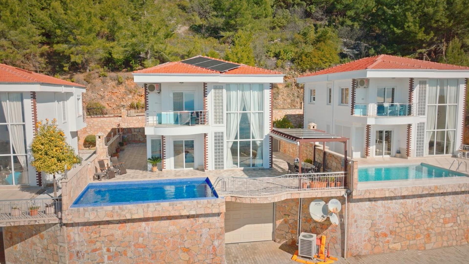 Qoople Villa Tepe with infinity pool and panoramic view