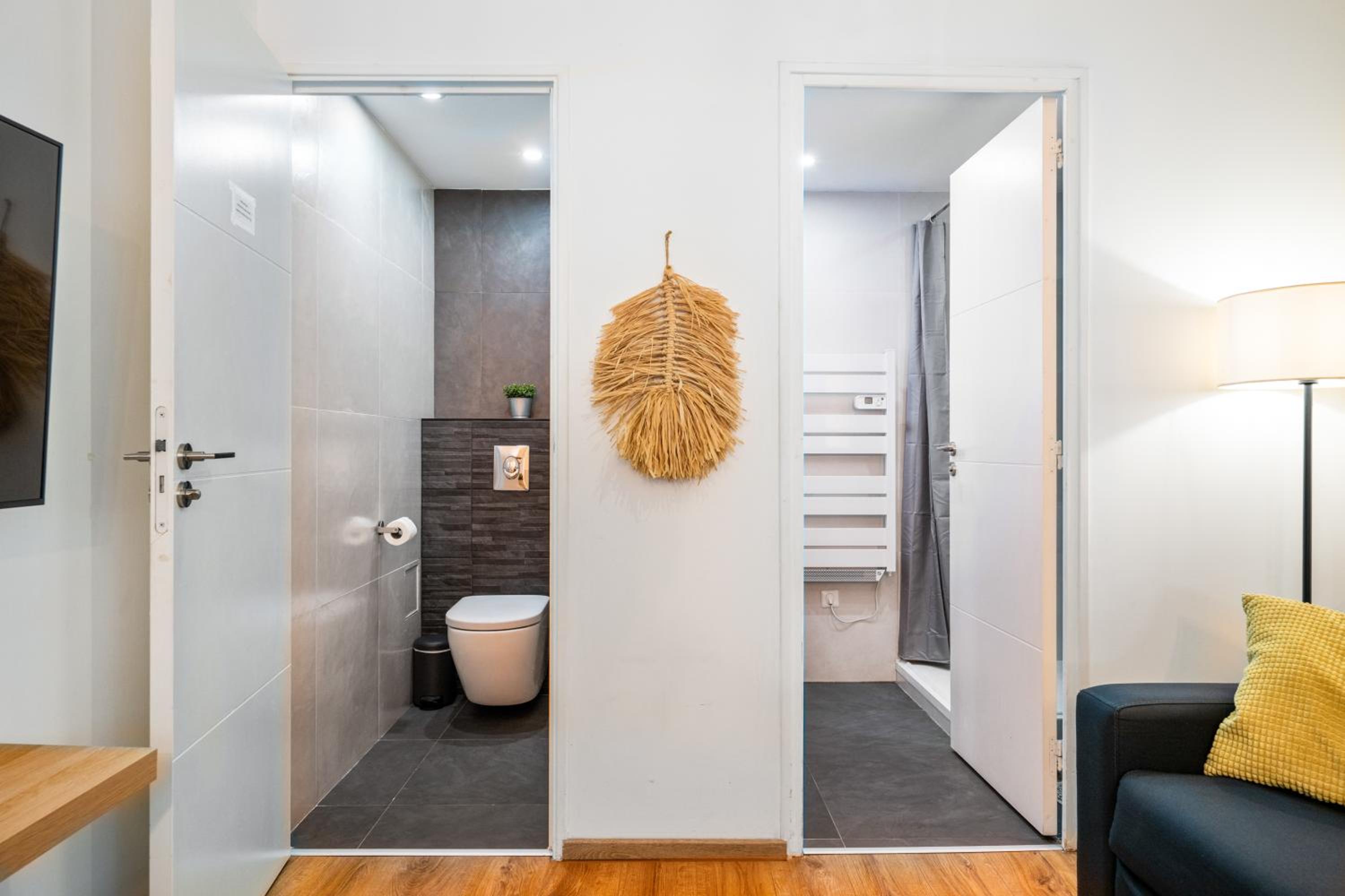 Cosy & Chill Appartements - 10 min de la mer - Jardin, Netflix, terrasse, fibre & parking, photo 28