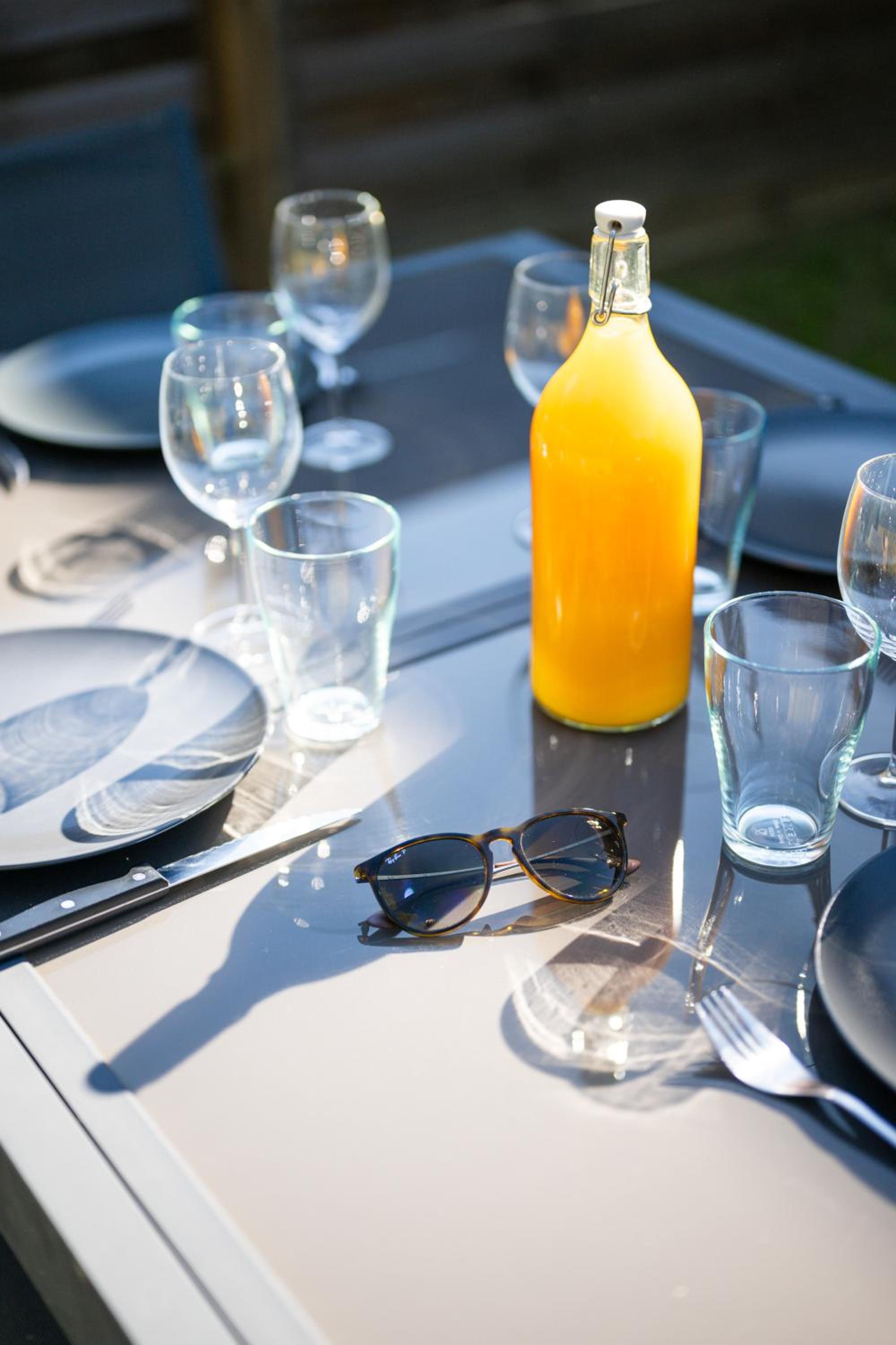Cosy & Chill Appartements - 10 min de la mer - Jardin, Netflix, terrasse, fibre & parking, photo 14