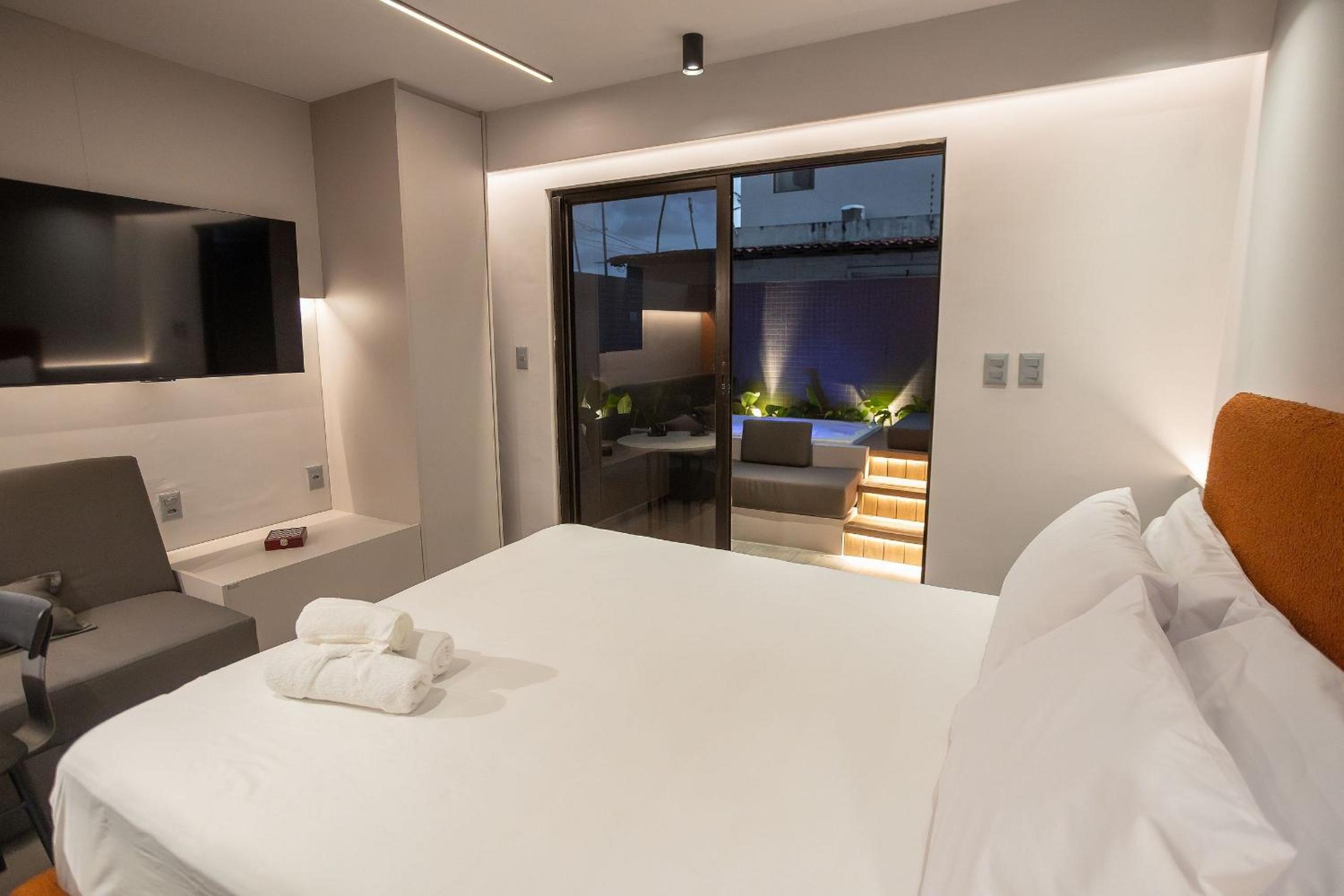 Beach Haus #05 - Studio with Jacuzzi By Carpediem
