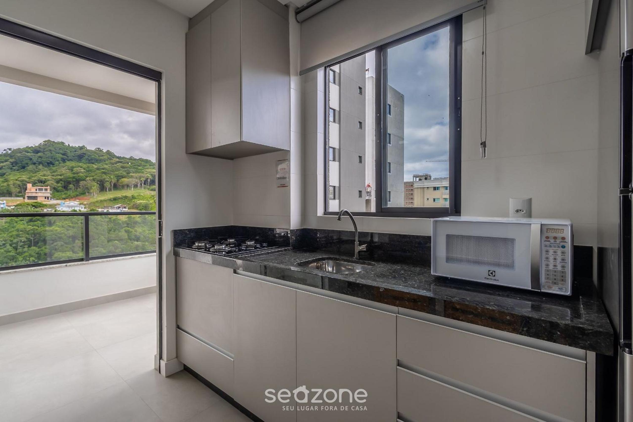2BR Apt w/ balcony near the sea MTS1503