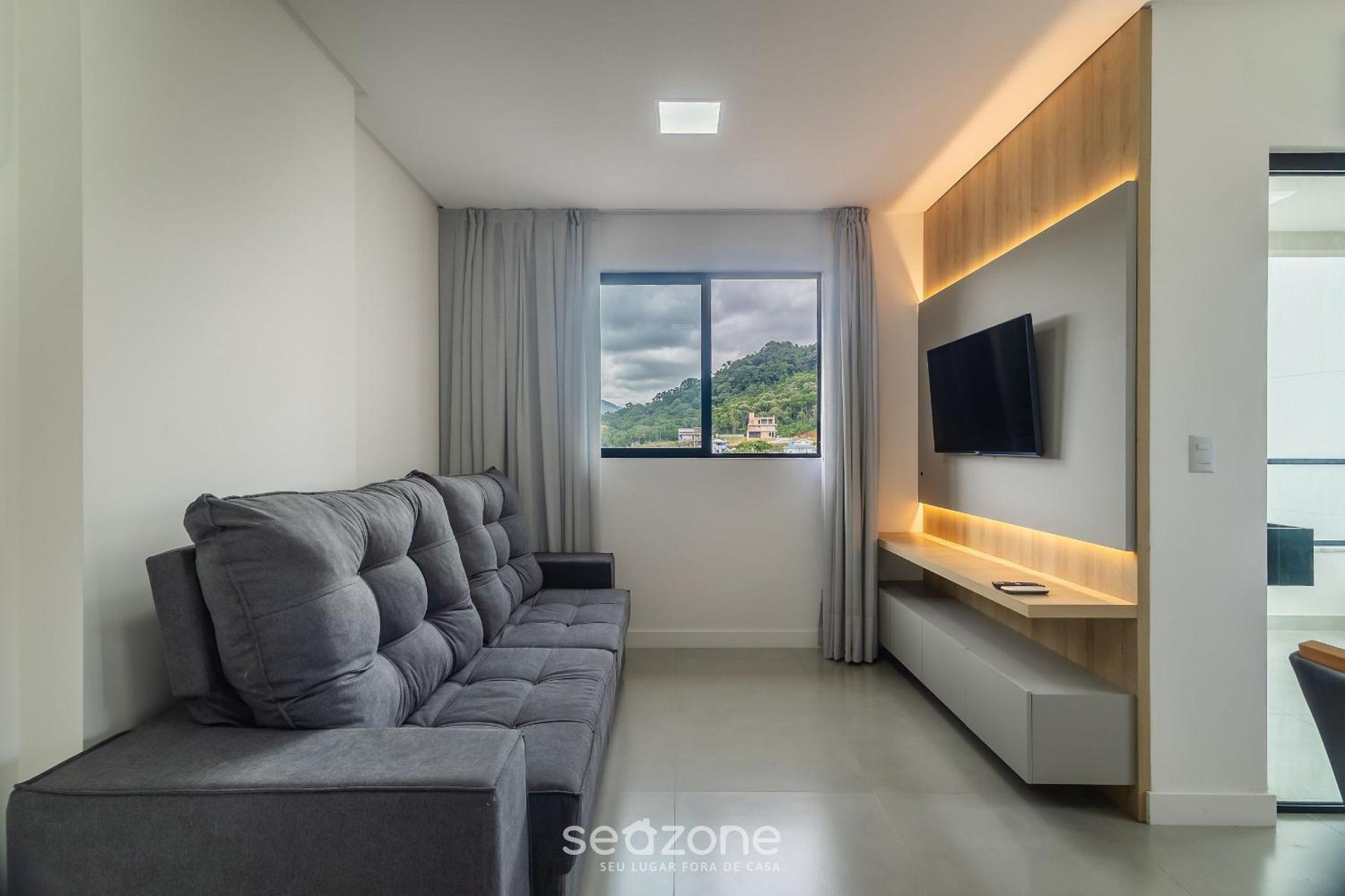 2BR Apt w/ balcony near the sea MTS1503