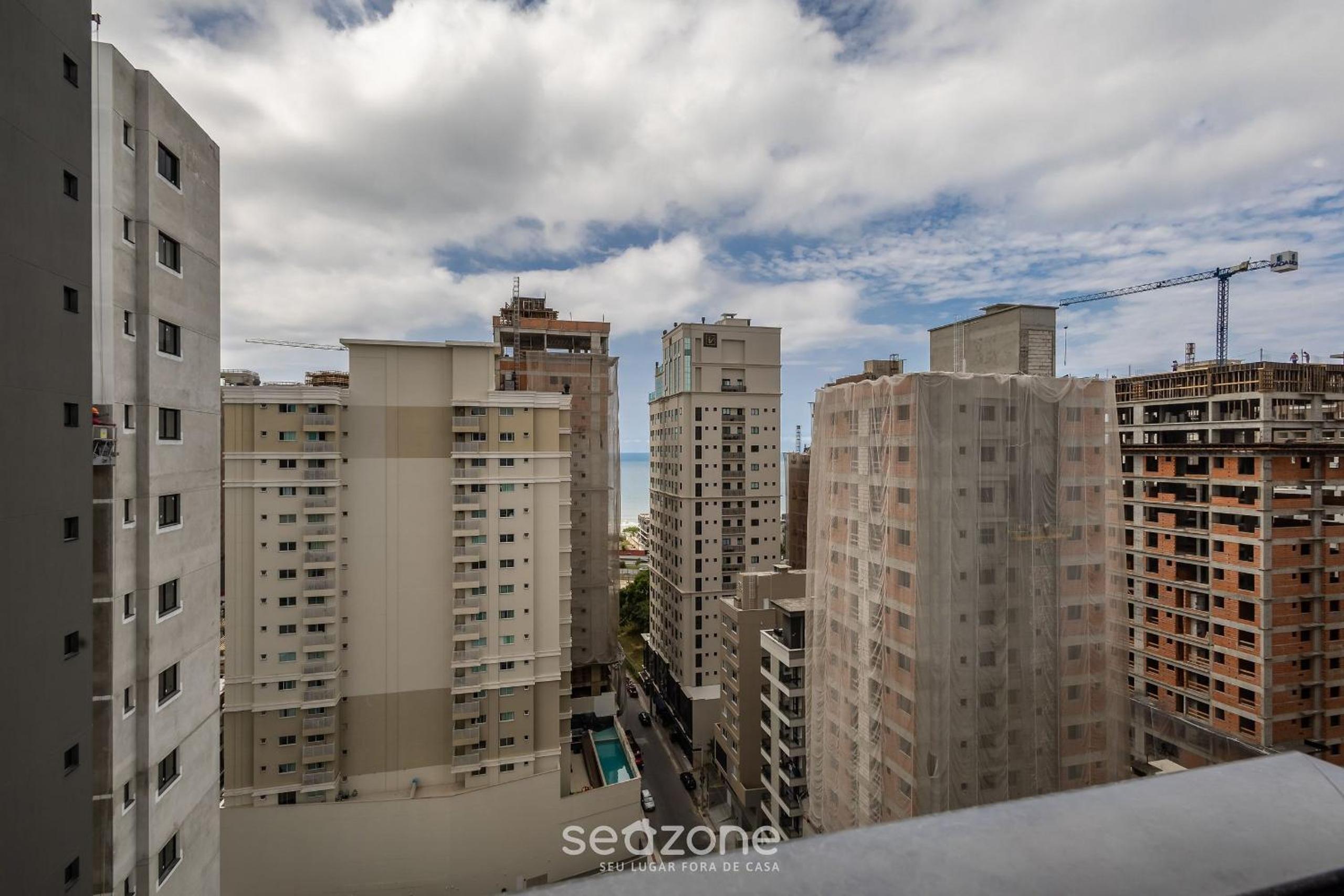 2BR Apt w/ balcony near the sea MTS1503