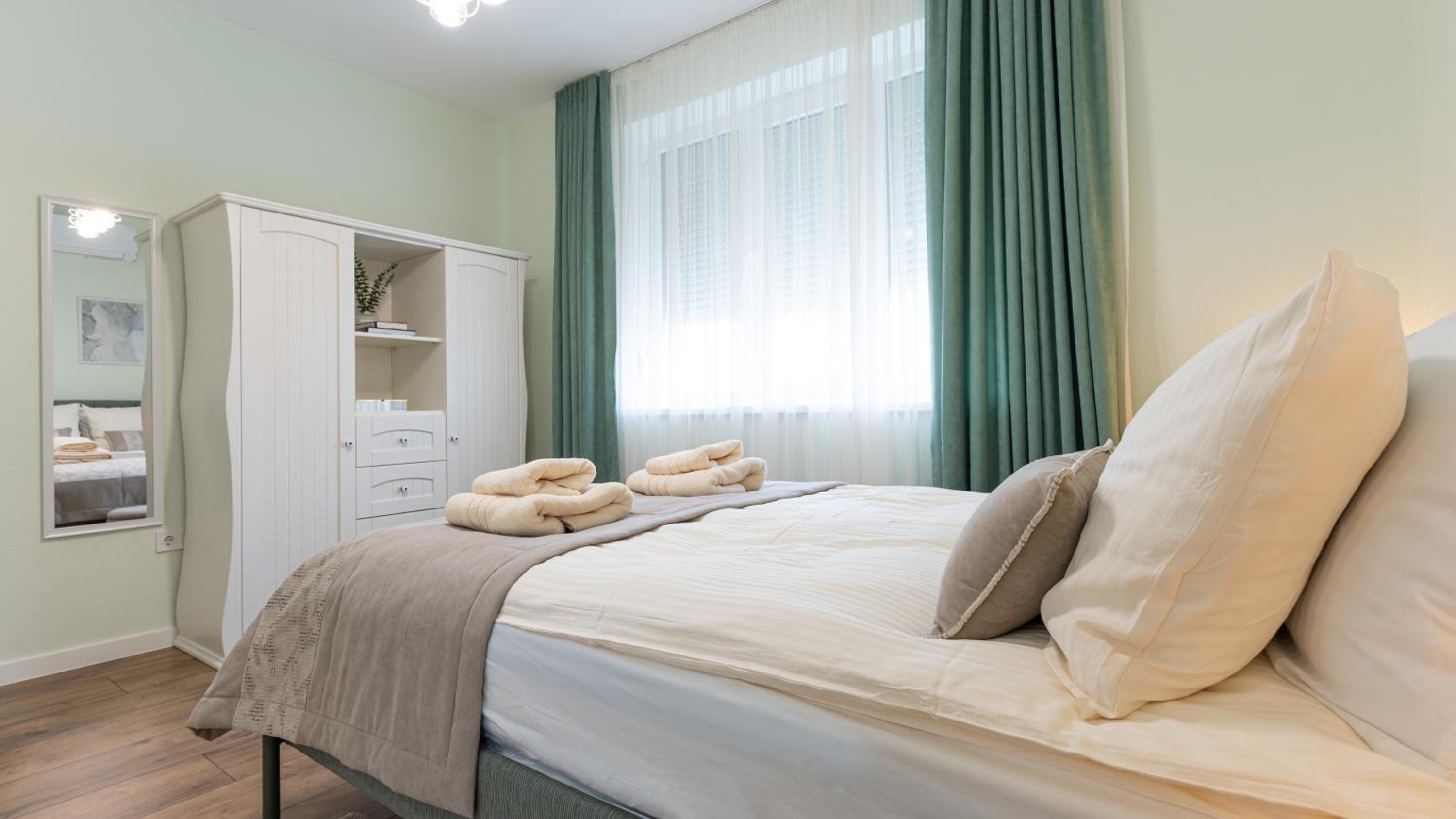 LIMIDI HOMES - Spacious 2-Bedroom City Centre