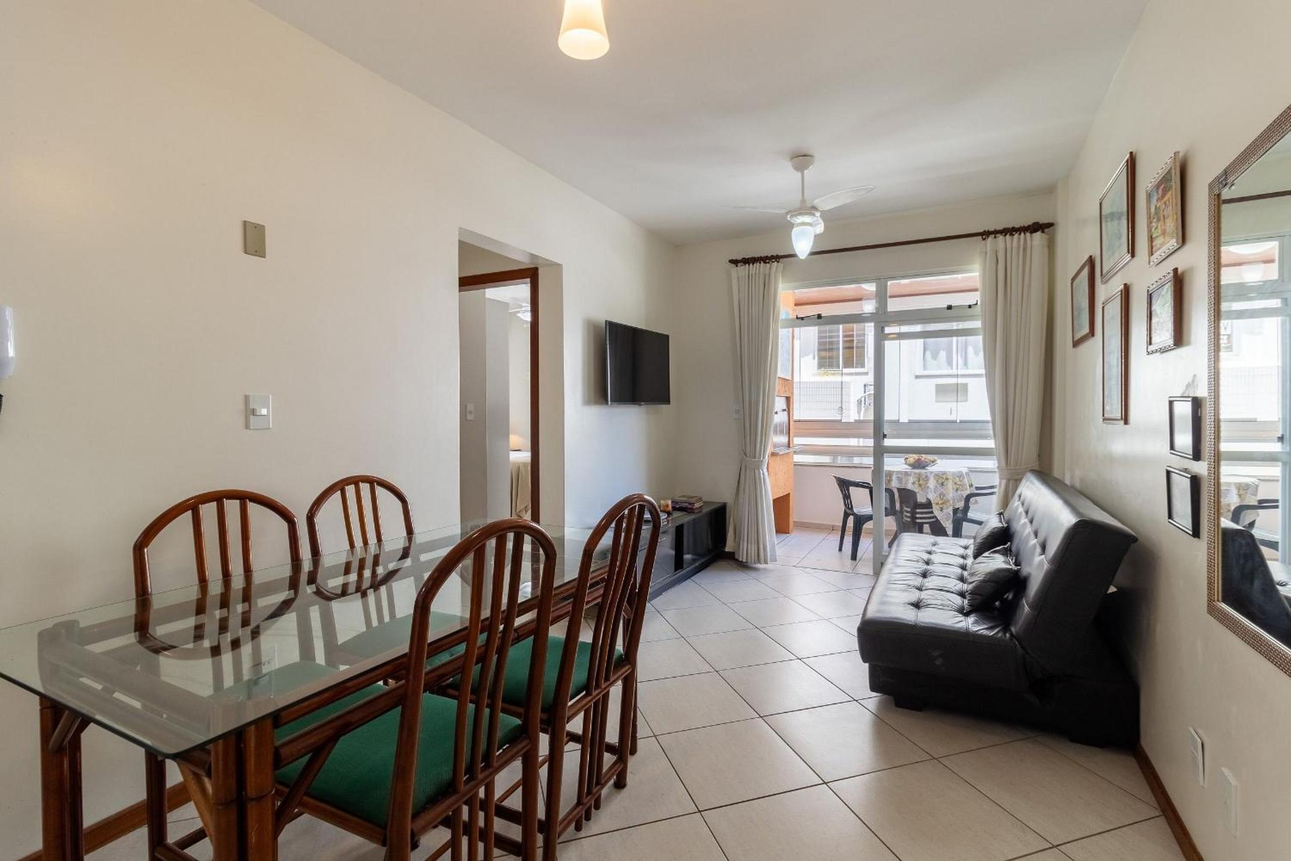 Beautiful apt 2 minutes from Canas beach RSA025