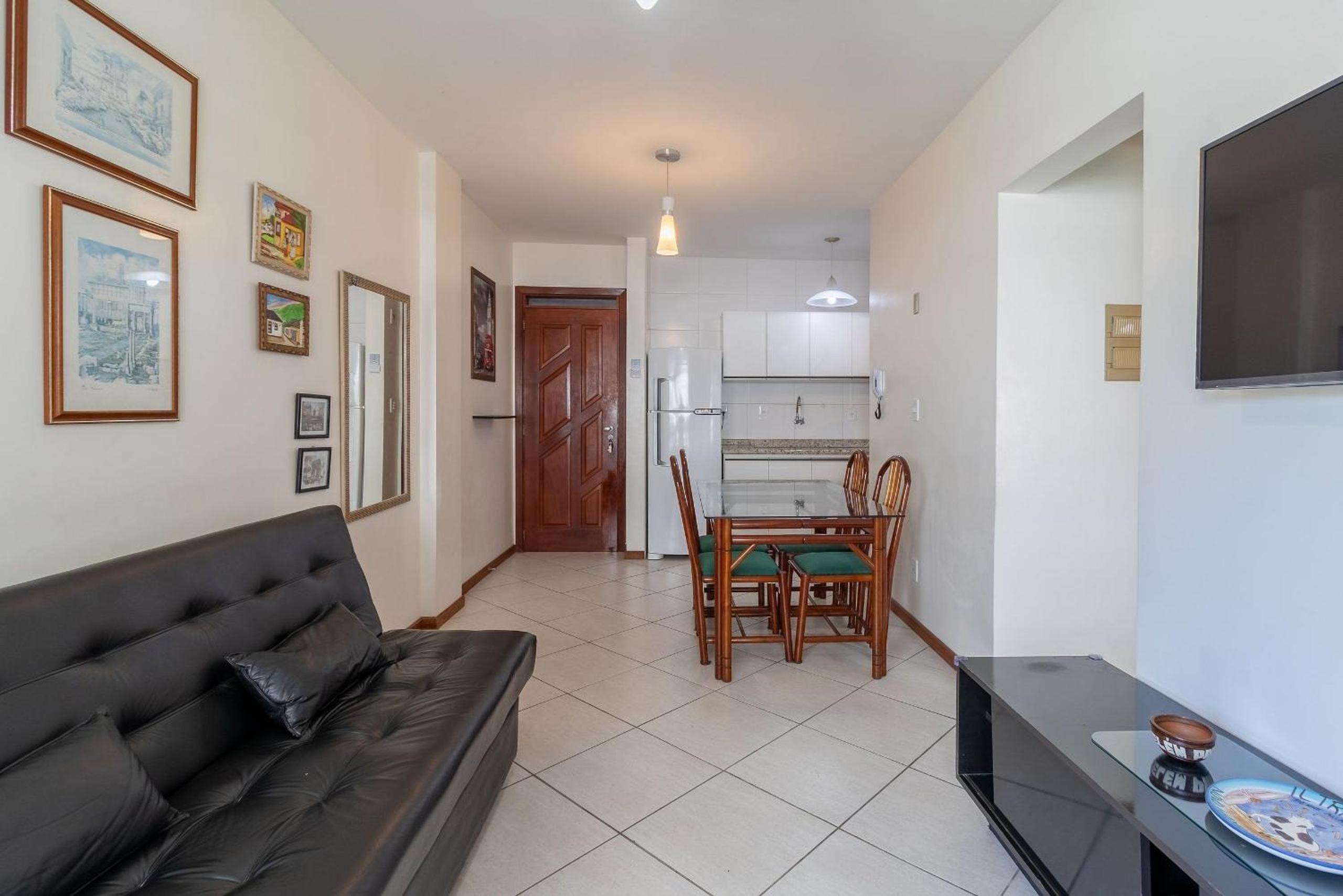 Beautiful apt 2 minutes from Canas beach RSA025