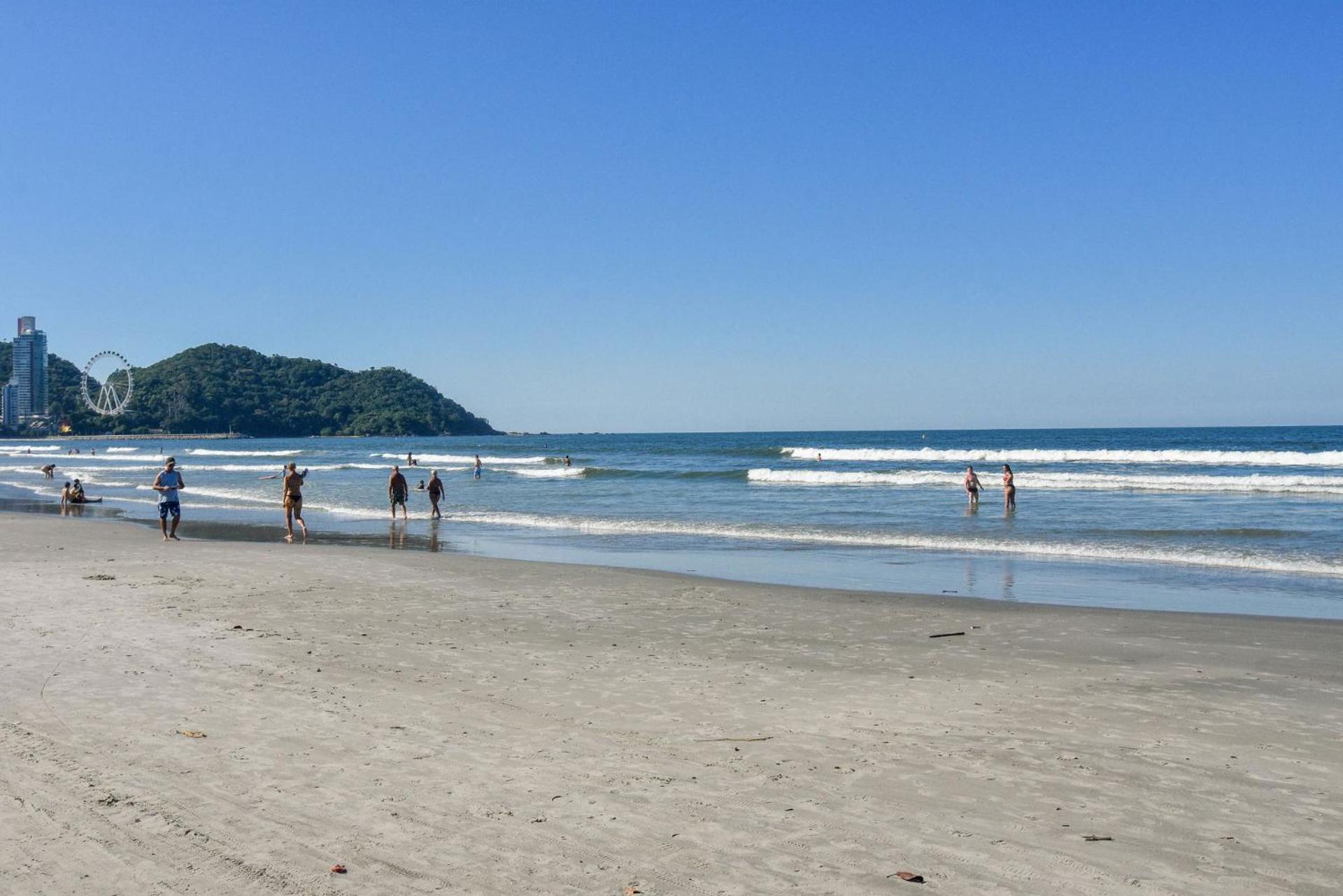 Av Atlântica Sacada c/ vista mar em BC BW8355