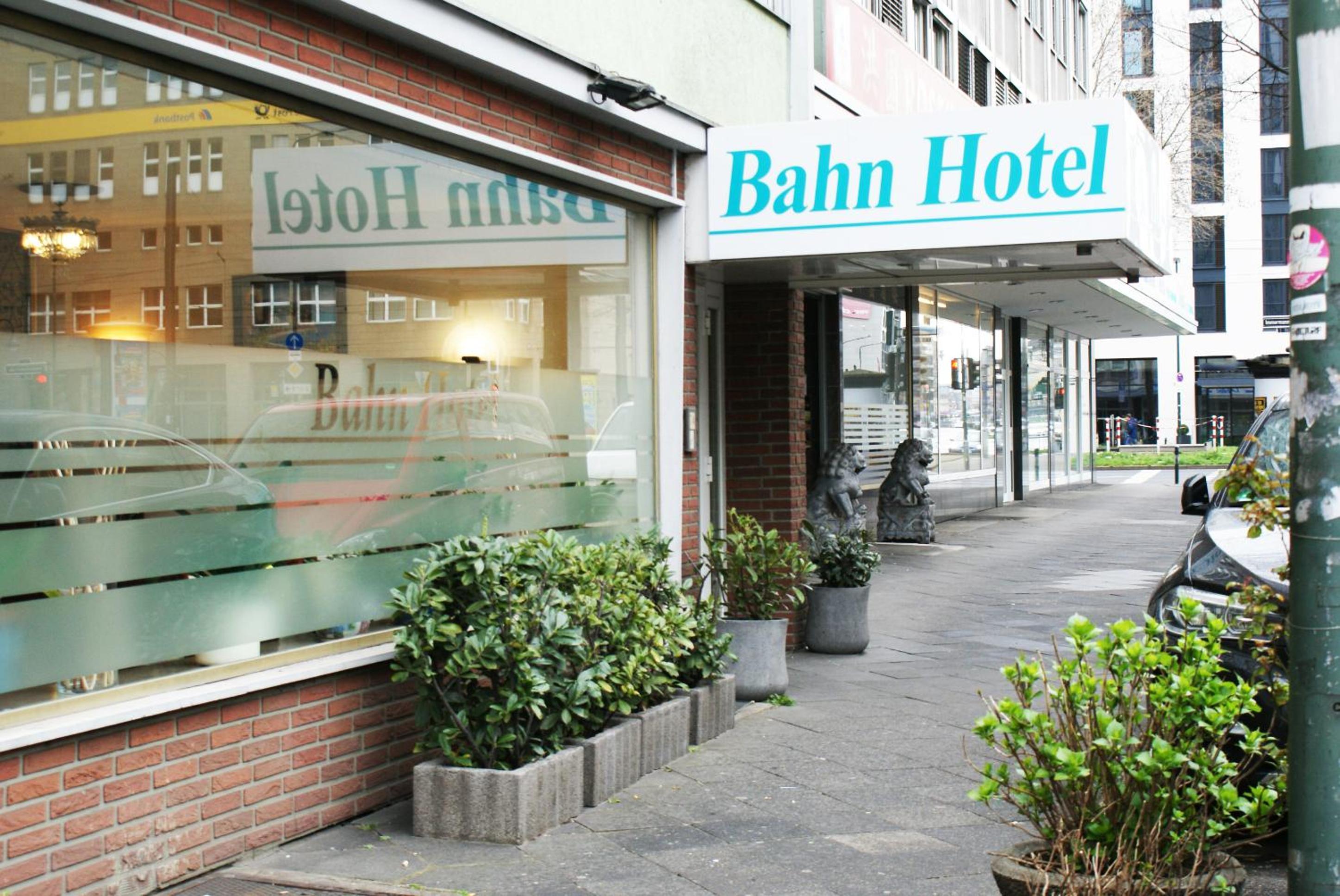 Hotel Bahn-Hotel - Image 1