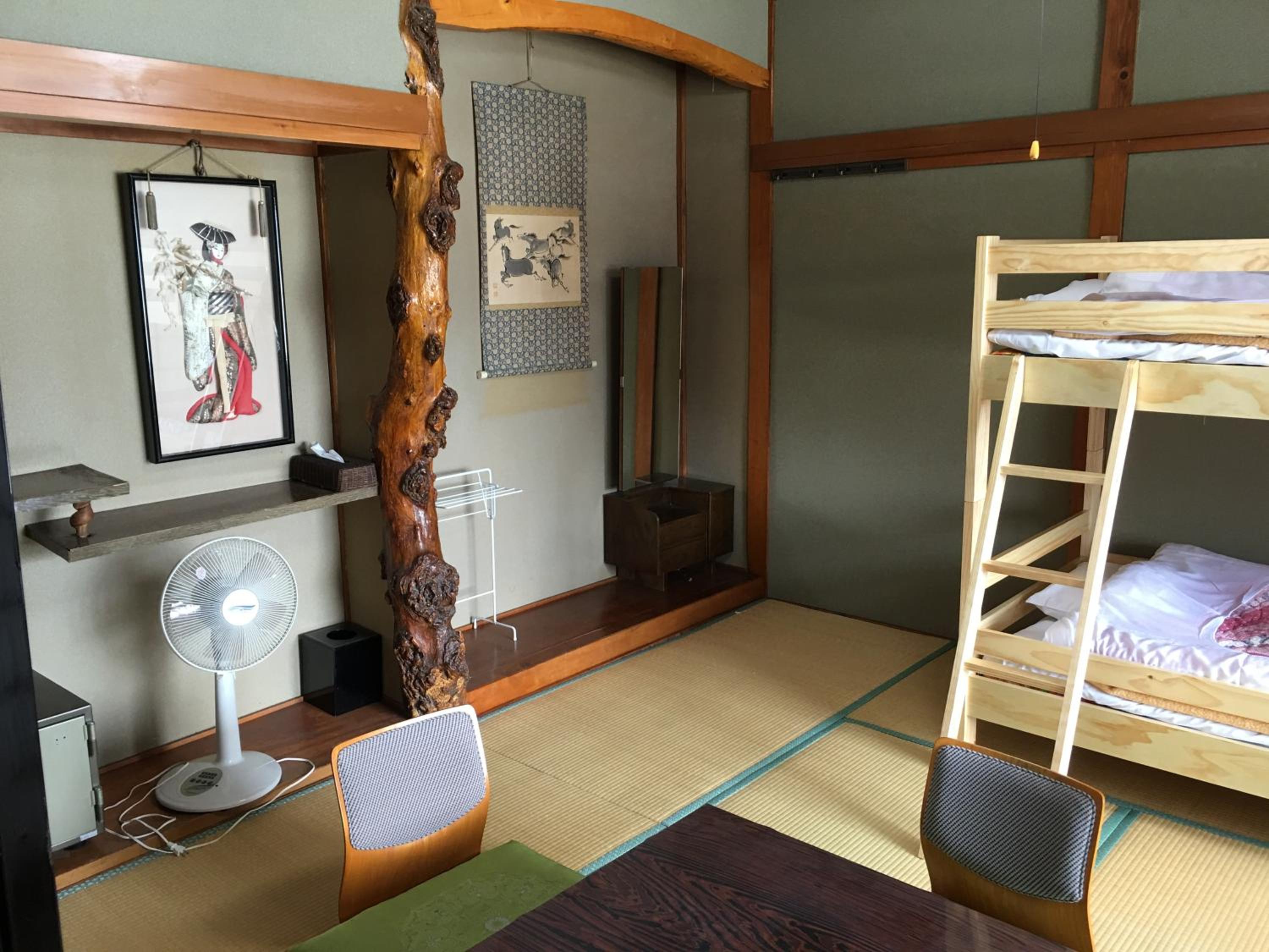Towadako Hostel