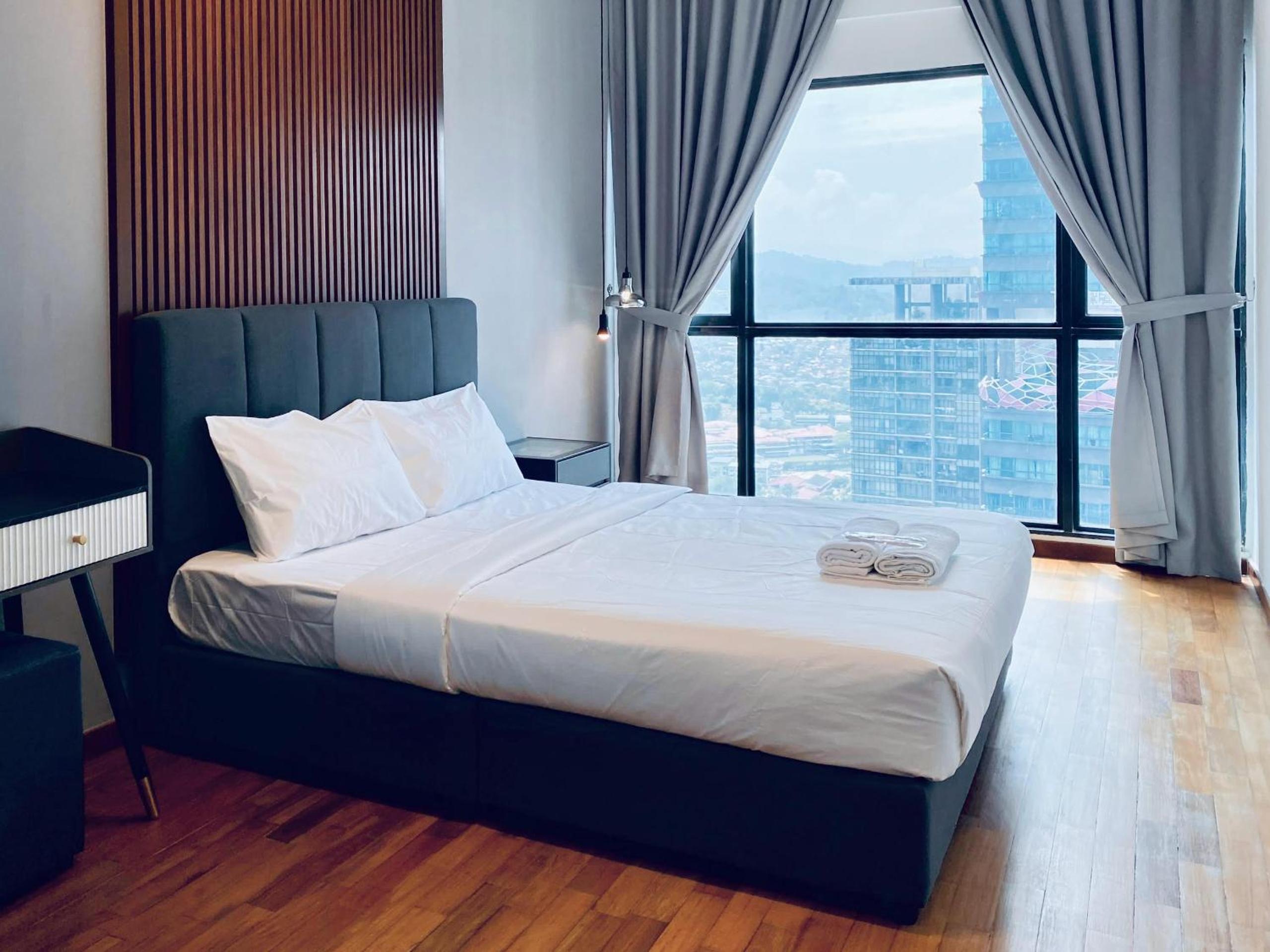 Reizz by Aayu Residences - 10mins to KLCC, 2 mins to Gleneagles Hospital