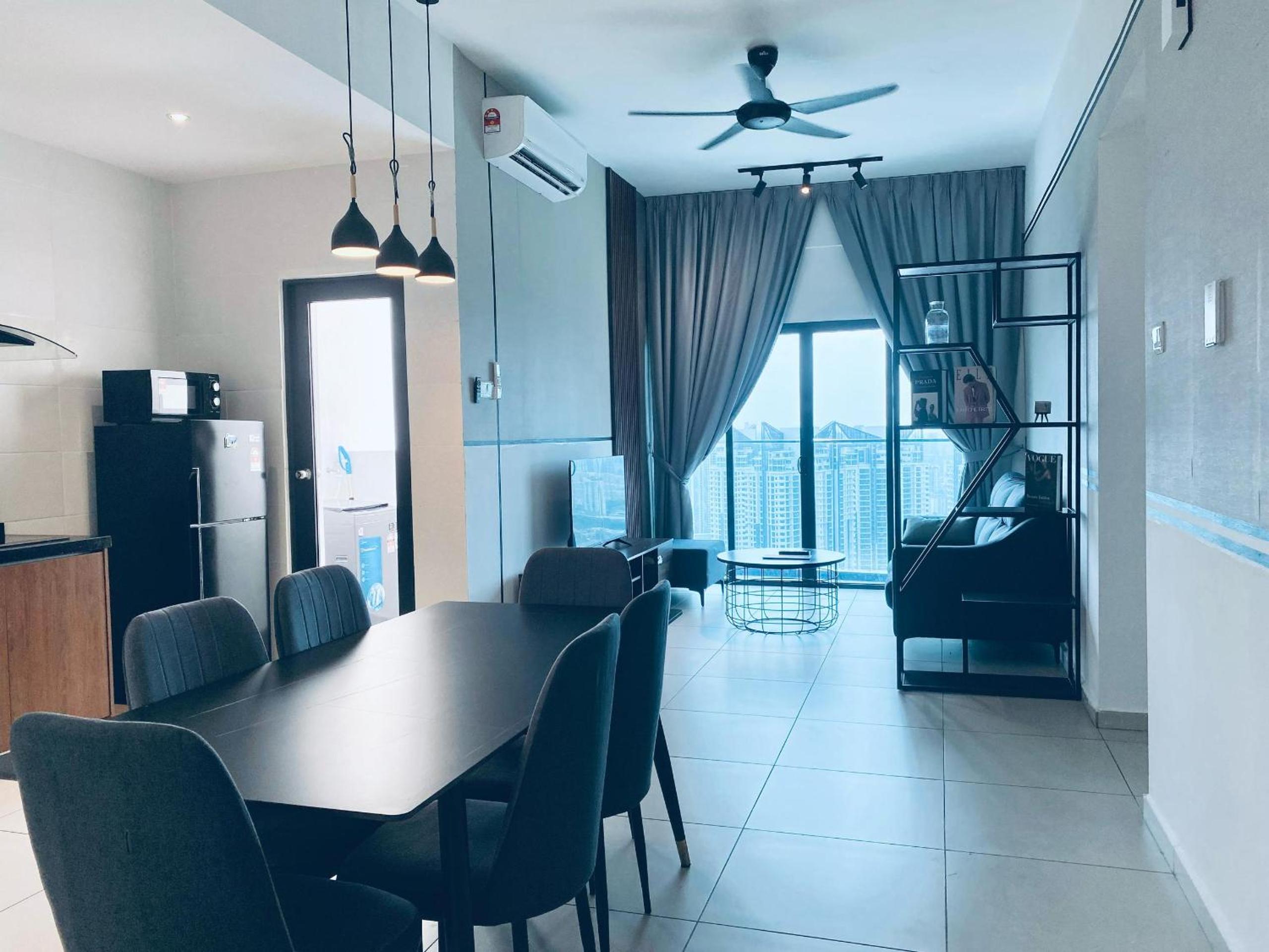 Reizz by Aayu Residences - 10mins to KLCC, 2 mins to Gleneagles Hospital