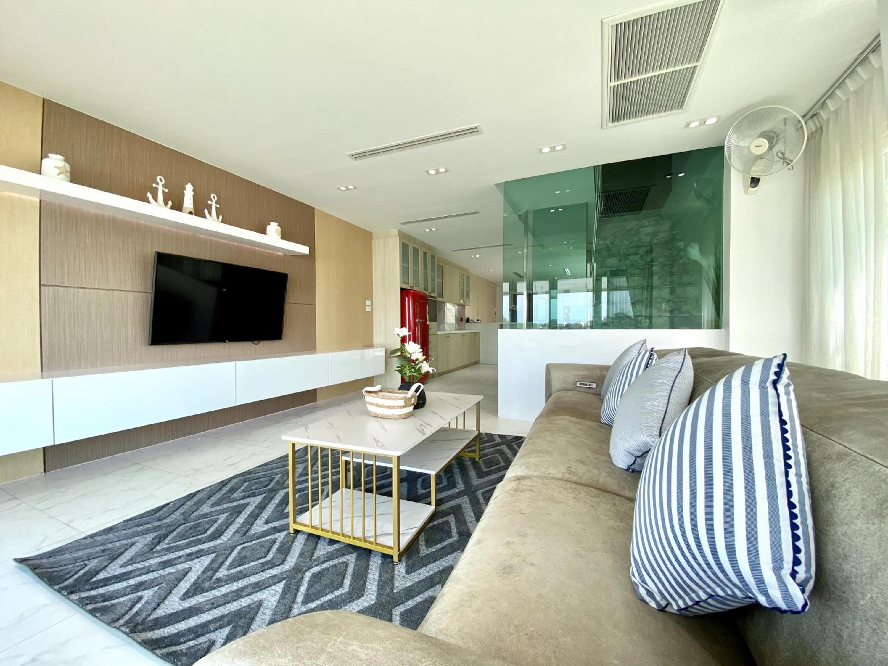 Seaview Duplex Home - Panwa Beach - Baan Jayden