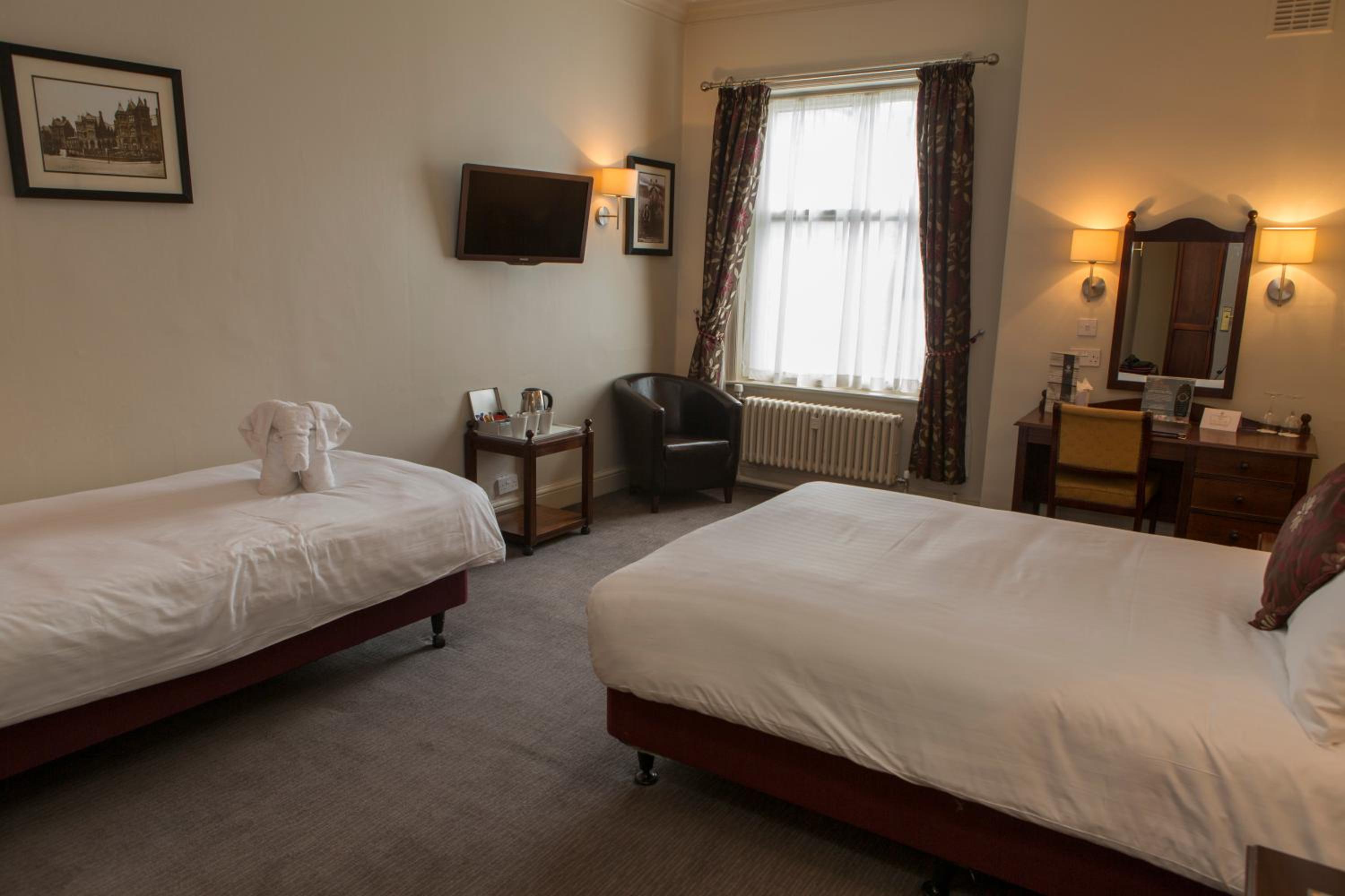 Harrogate Vacations - The Crown Hotel - Property Image 5