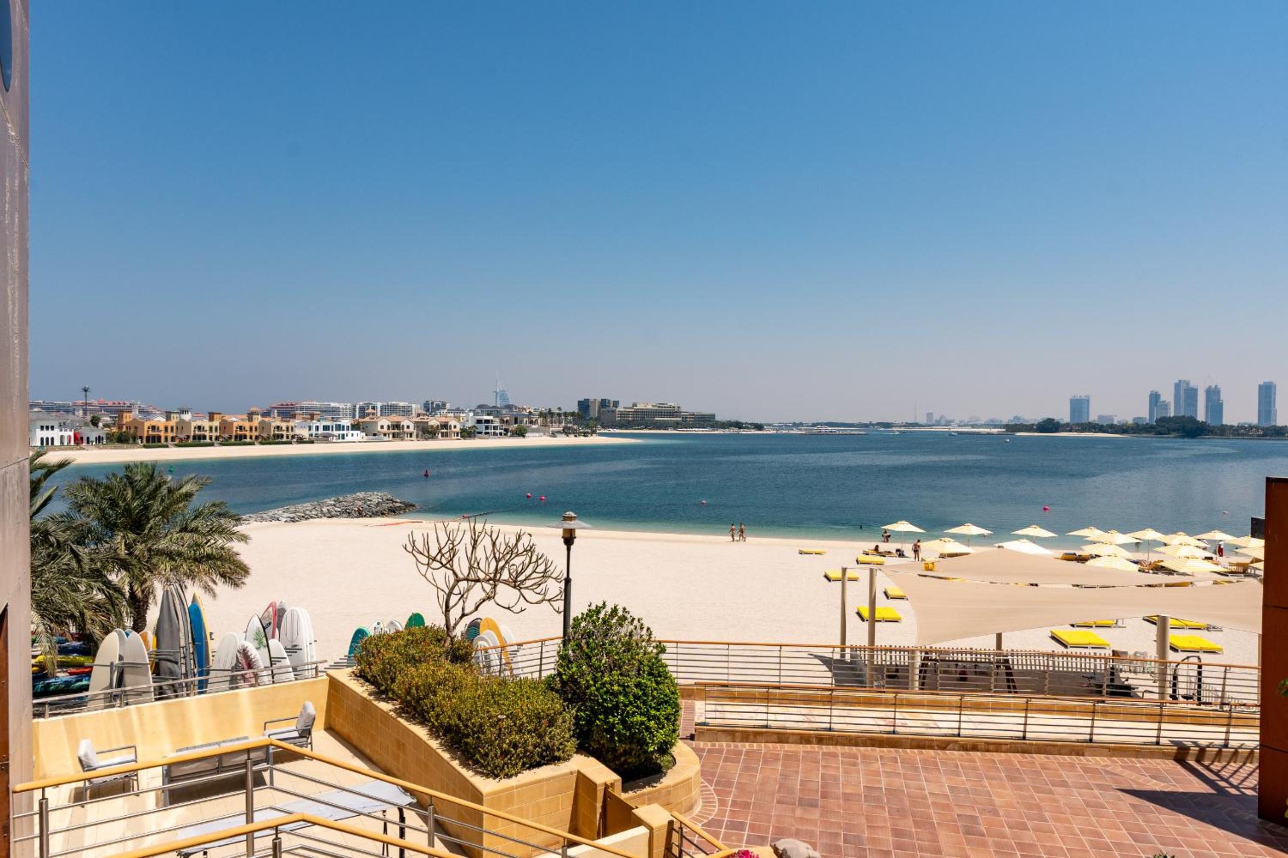 Tiara Residences, Palm Jumeirah Dubai - Mint Stay
