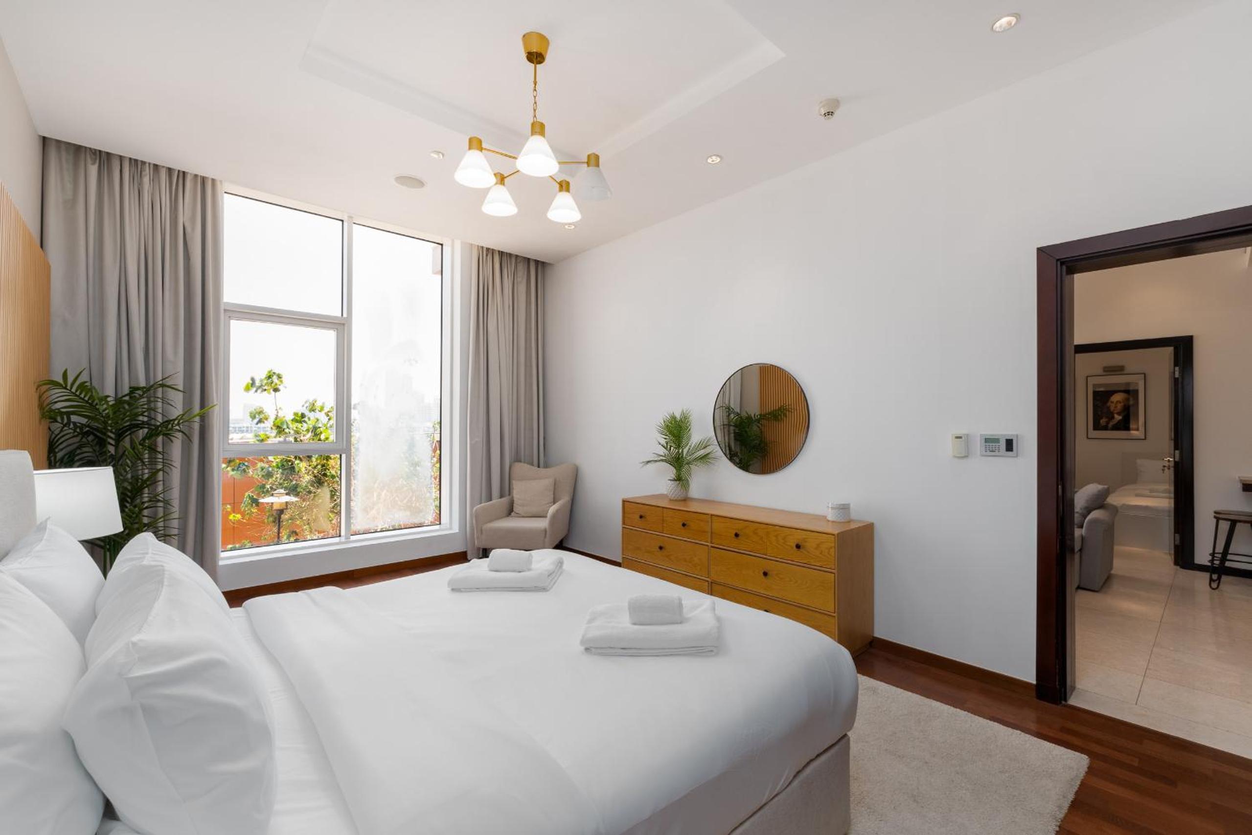 Tiara Residences, Palm Jumeirah Dubai - Mint Stay