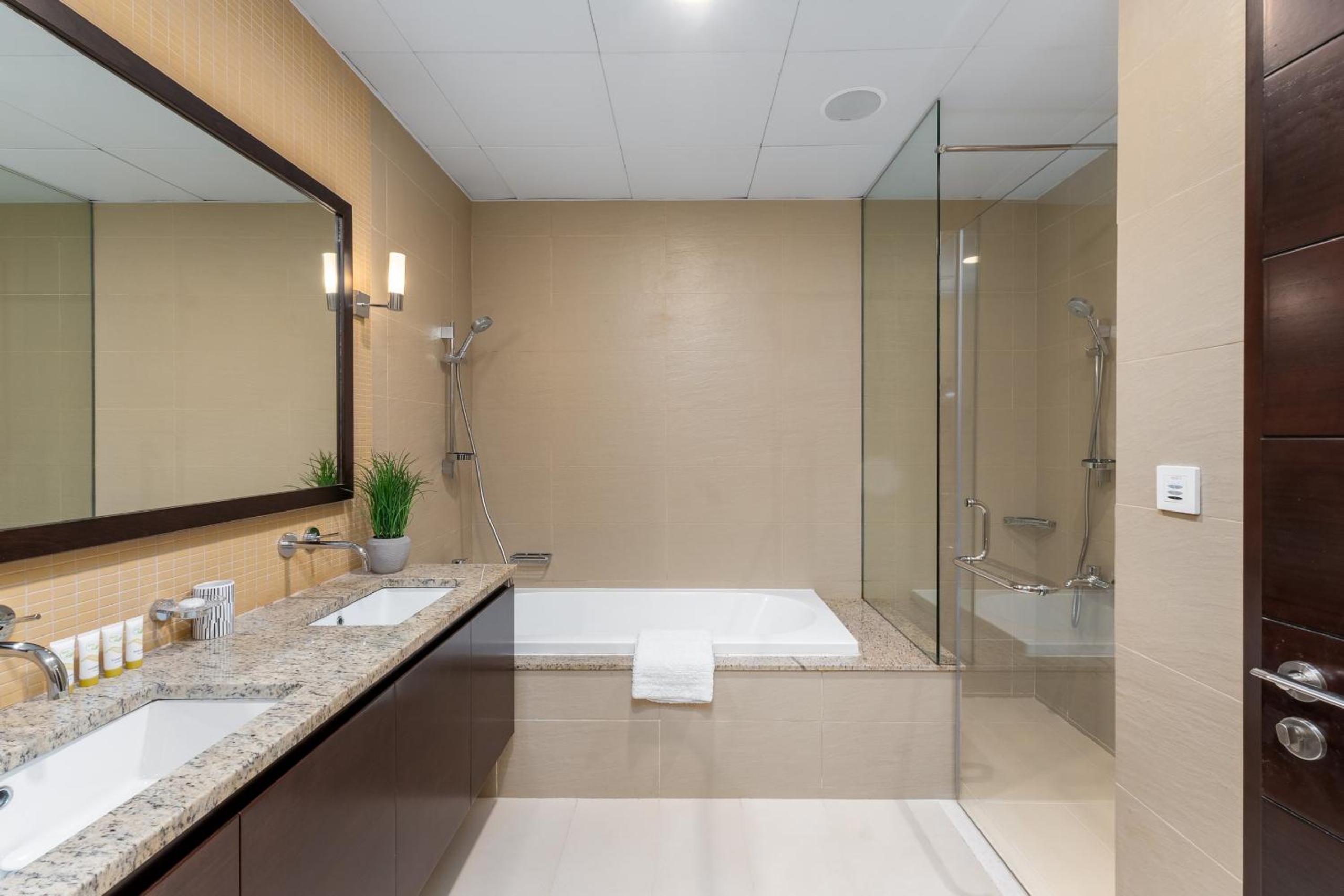Tiara Residences, Palm Jumeirah Dubai - Mint Stay