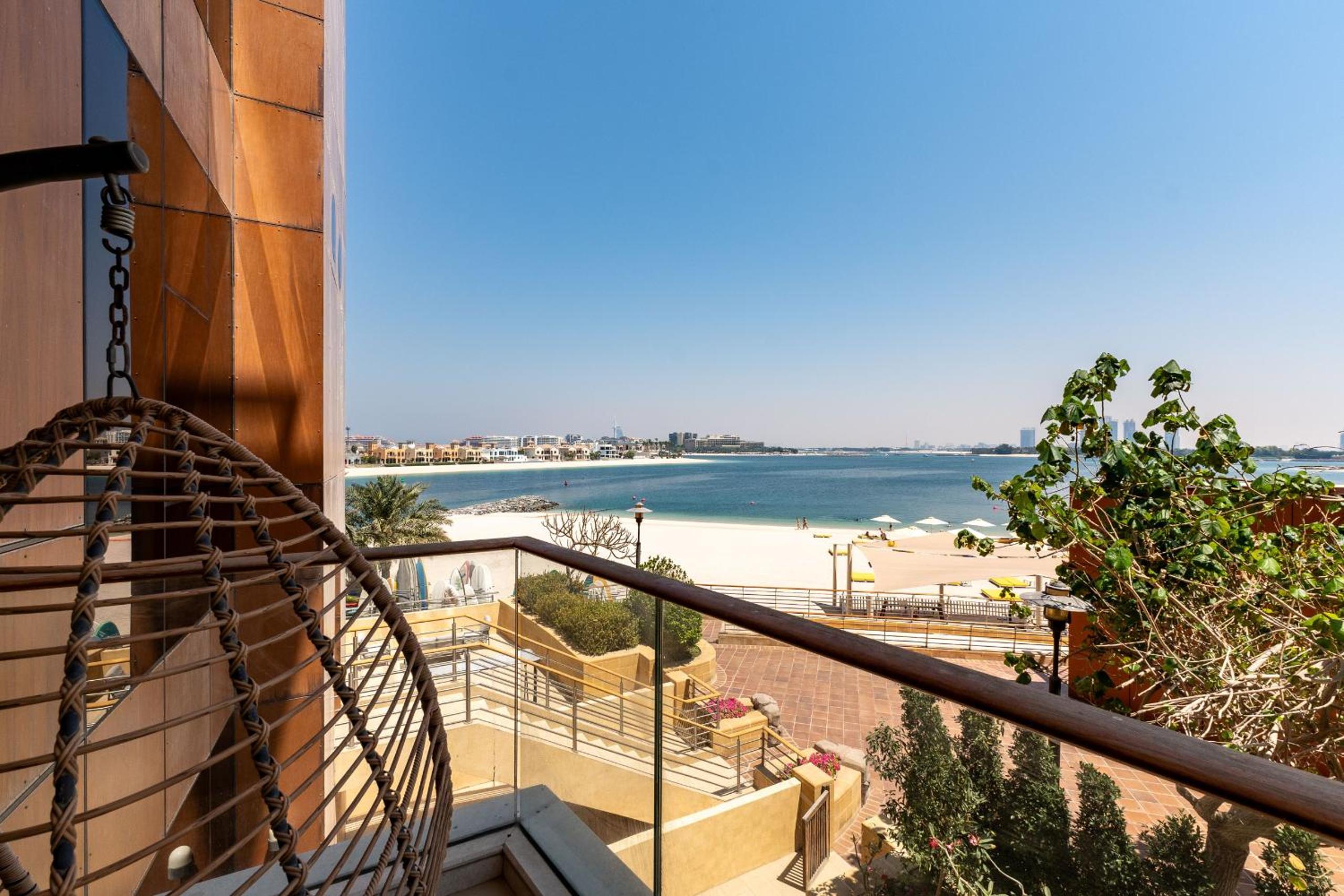 Tiara Residences, Palm Jumeirah Dubai - Mint Stay