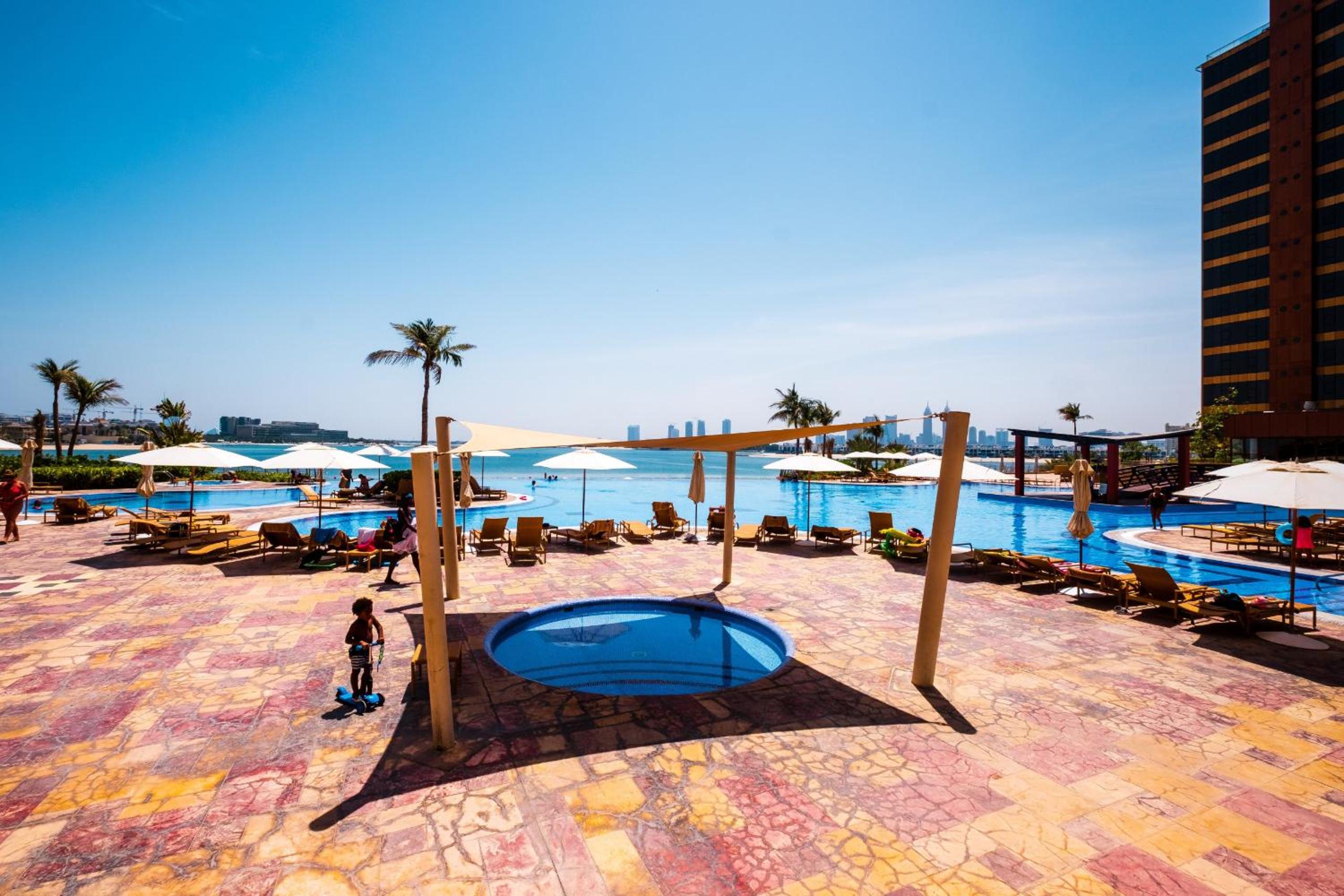 Tiara Residences, Palm Jumeirah Dubai - Mint Stay