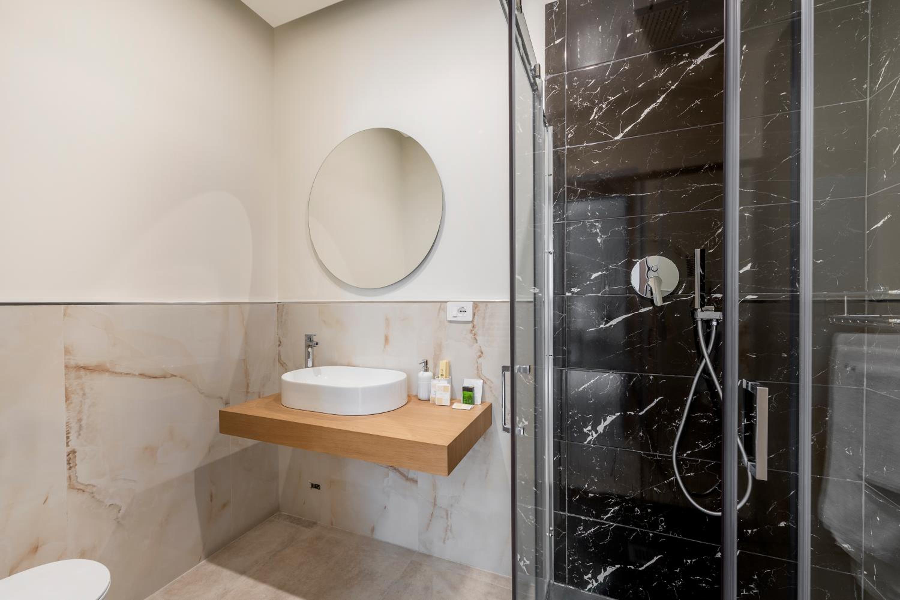 Domus 28