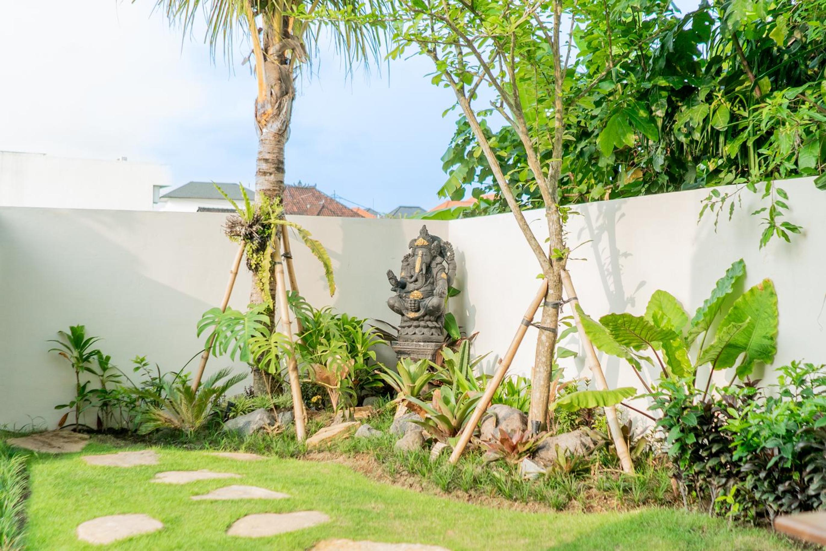 Casa Jamie - 1BR Villa near Seseh Beach