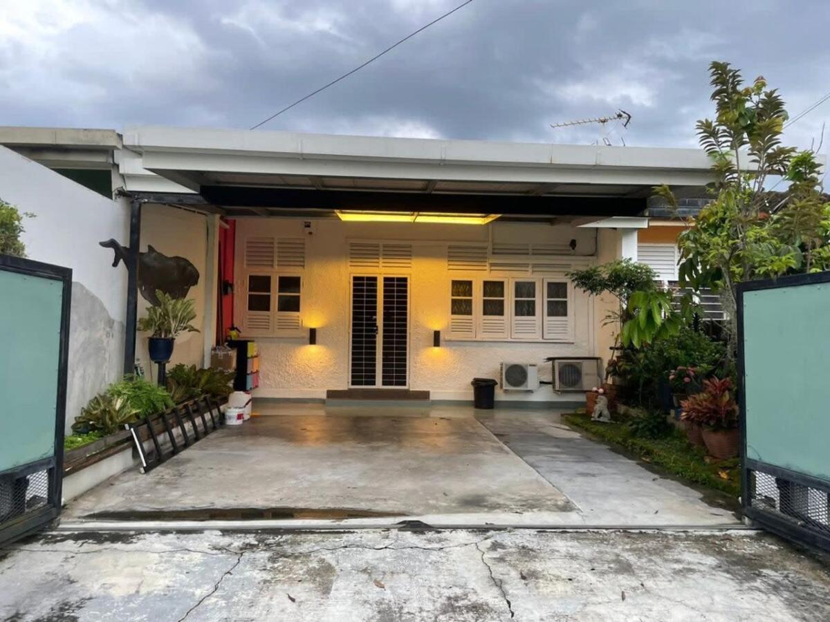 Unique Design House, 2BR House - Near Ipoh Local Foodies