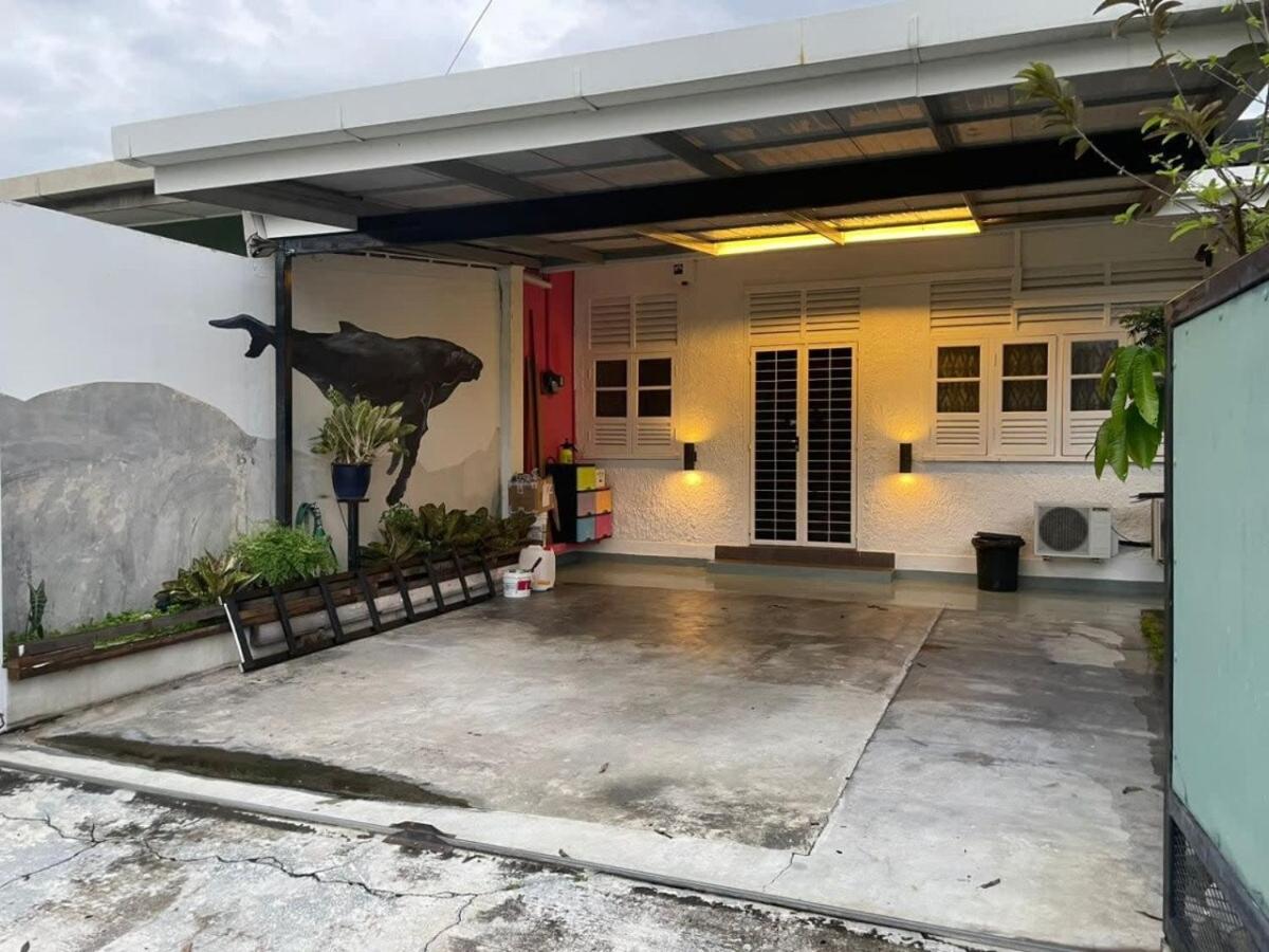 Unique Design House, 2BR House - Near Ipoh Local Foodies