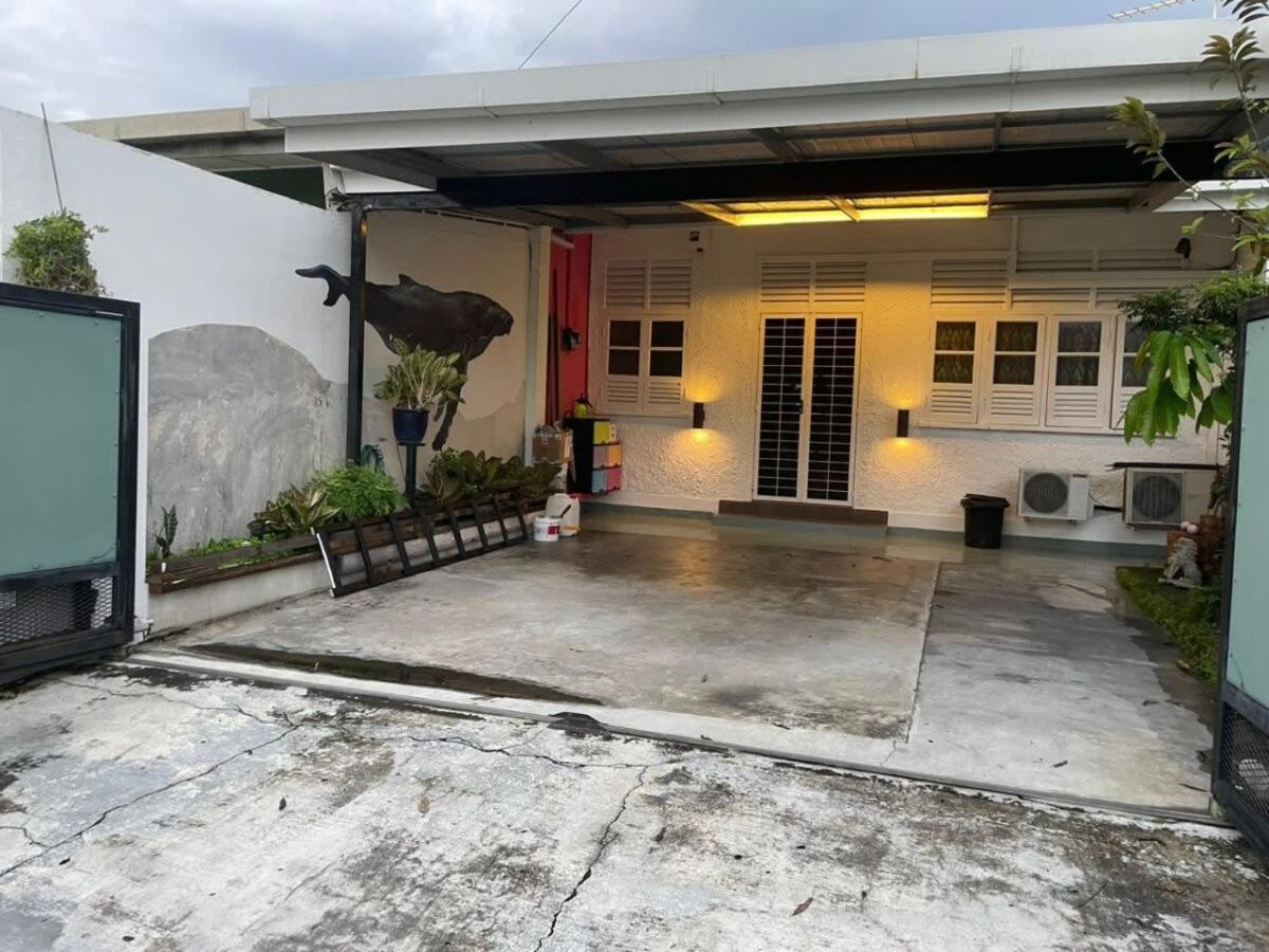 Unique Design House, 2BR House - Near Ipoh Local Foodies