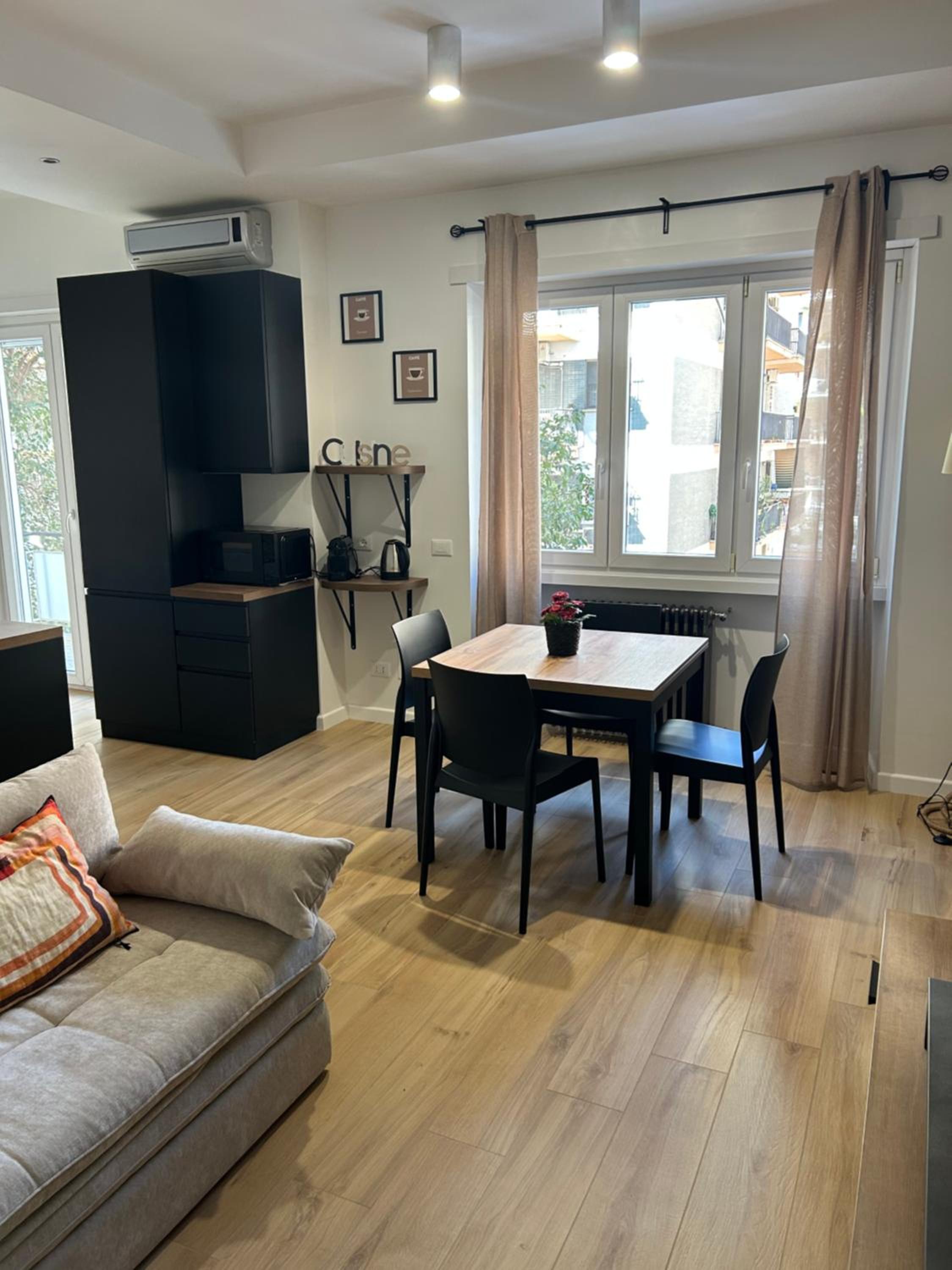 Roma Città Aperta holiday home