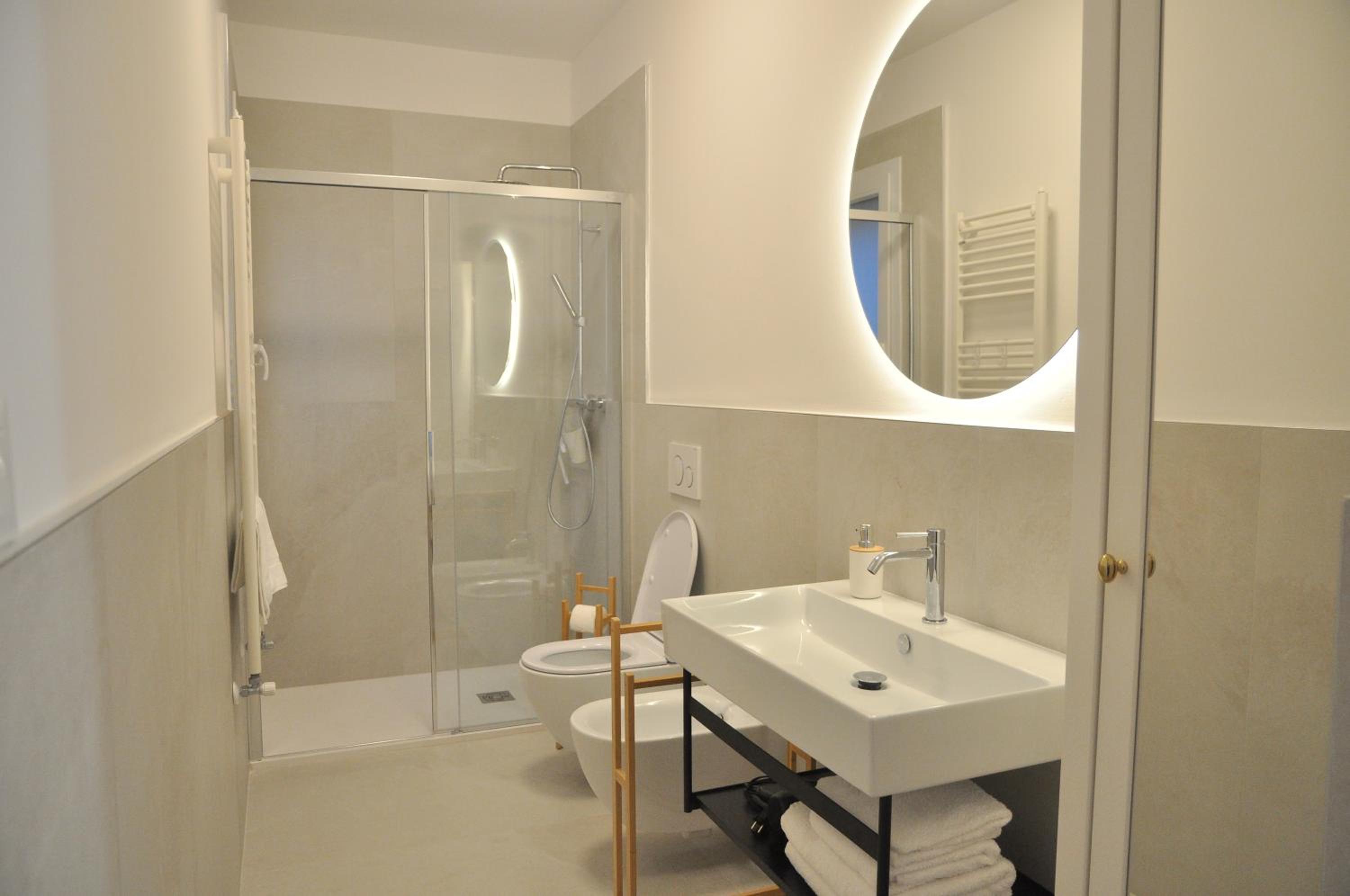 Corte Formenta Apartment - Canal view 5 minutes from Biennale