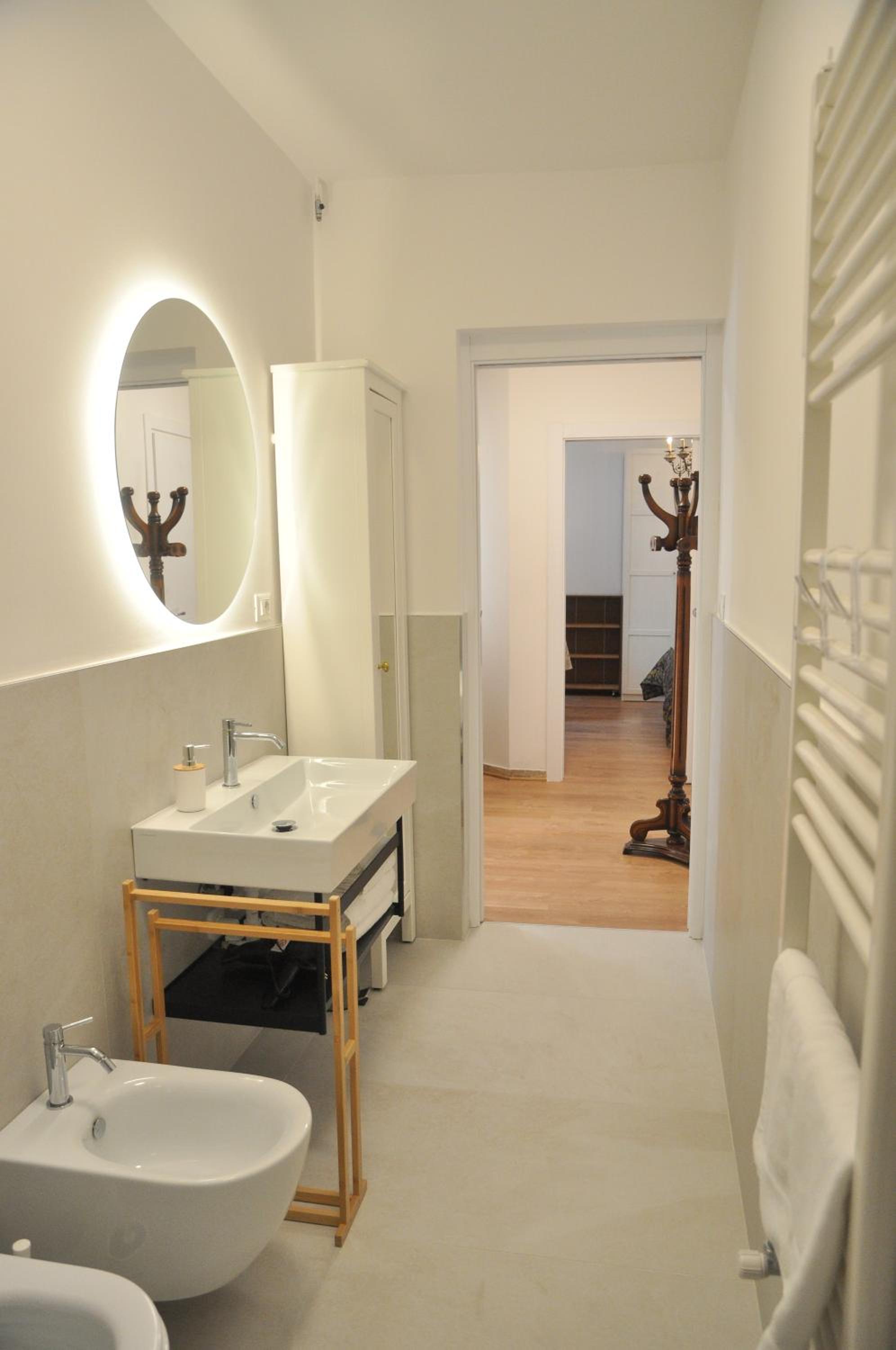 Corte Formenta Apartment - Canal view 5 minutes from Biennale