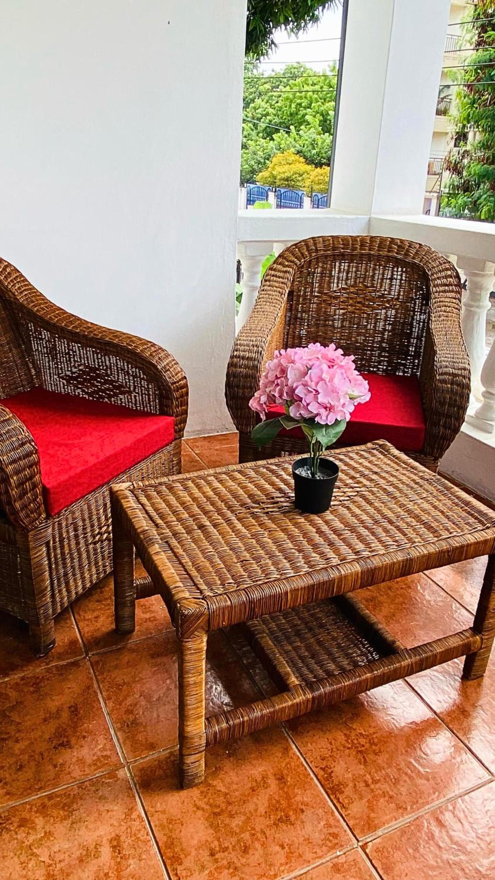 Sunny Shore B&B
