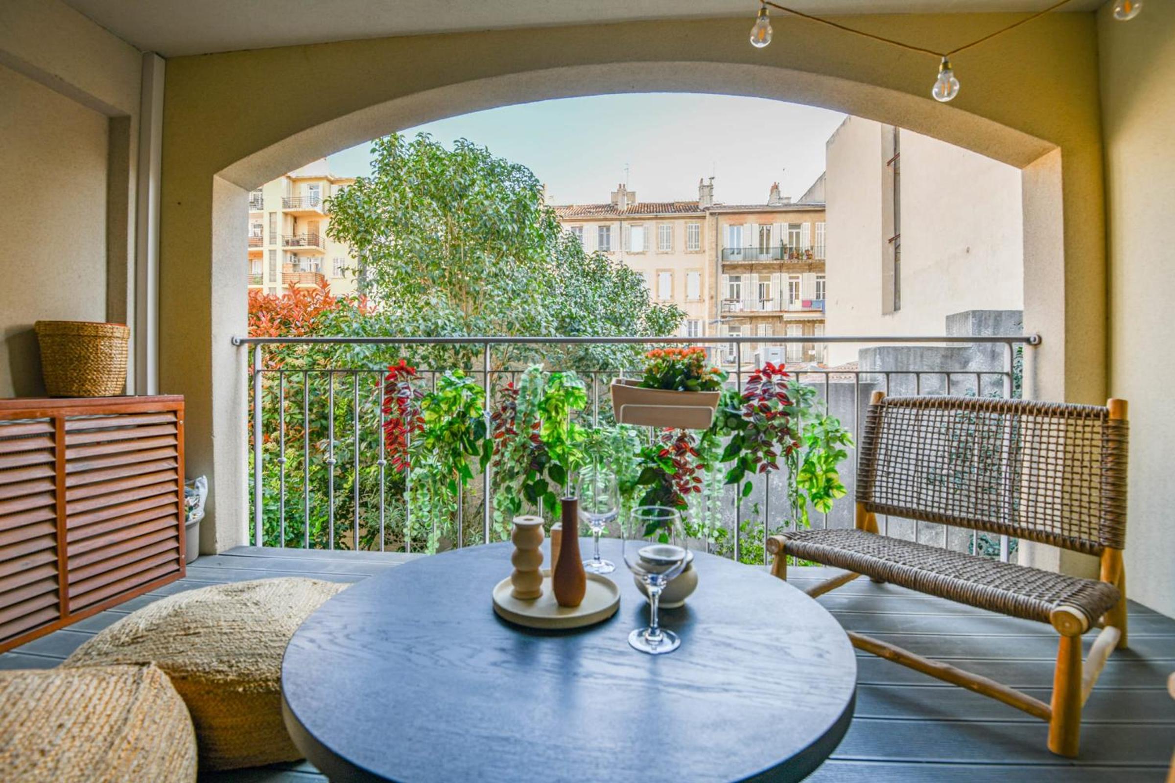 Le Mages - Appart 2 ch avec terrasse et parking