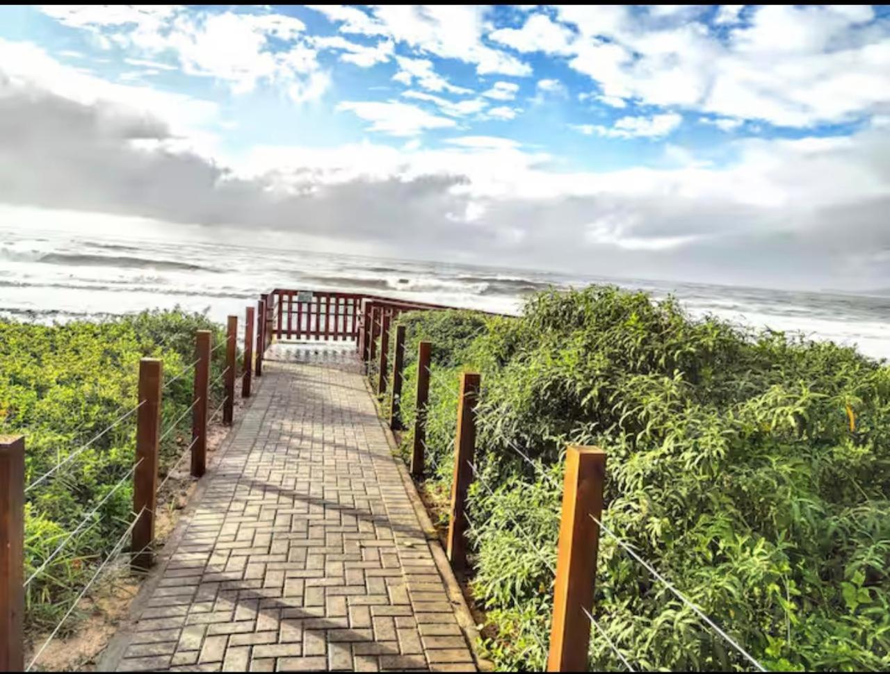 Apartamento Pé na Areia Barra Velha