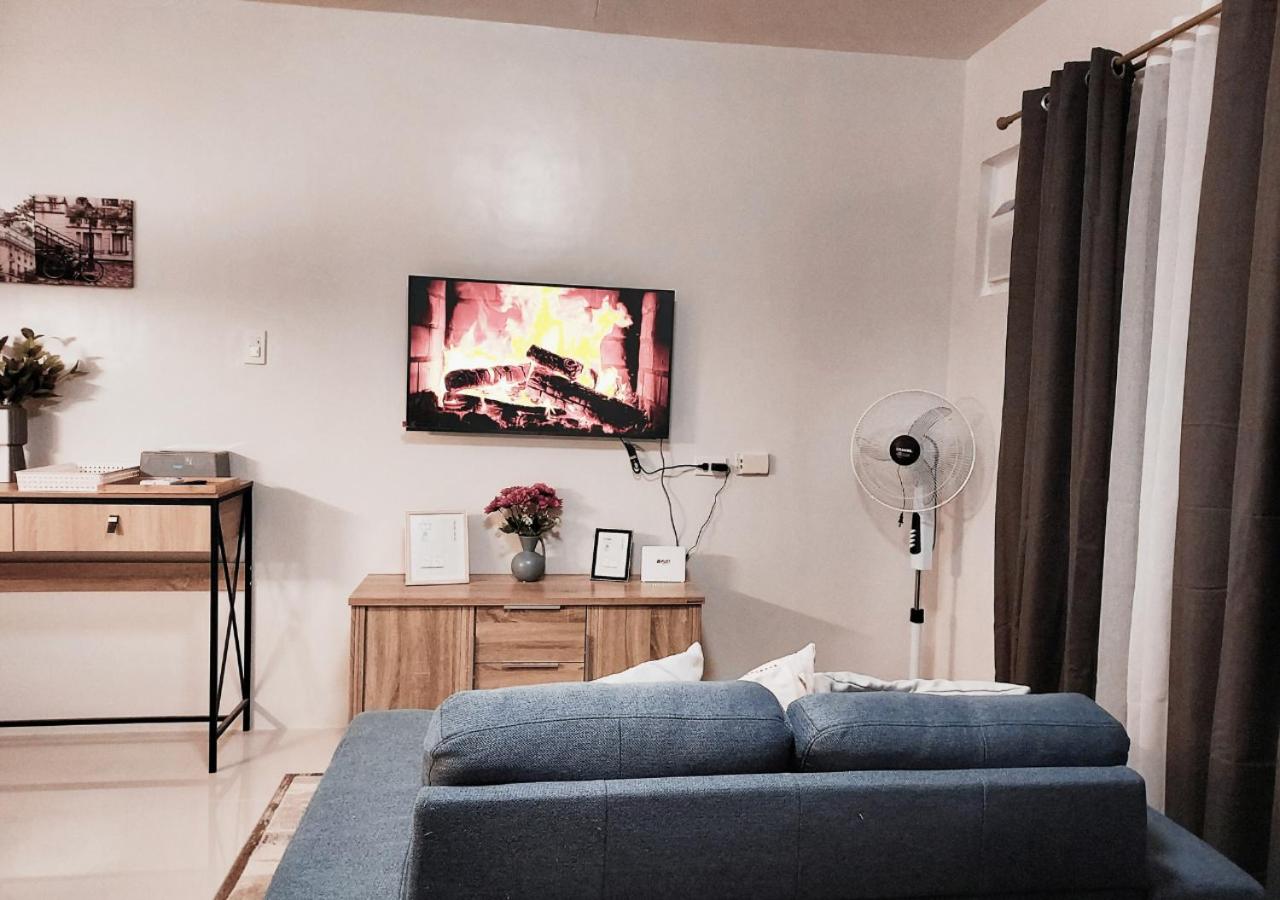 Family-Friendly Staycation with Free Parking, Pool and Gym in Palawan near Airport - B2 7Beryl
