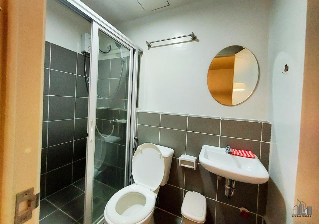 Family-Friendly Staycation with Free Parking, Pool and Gym in Palawan near Airport - B2 7Beryl