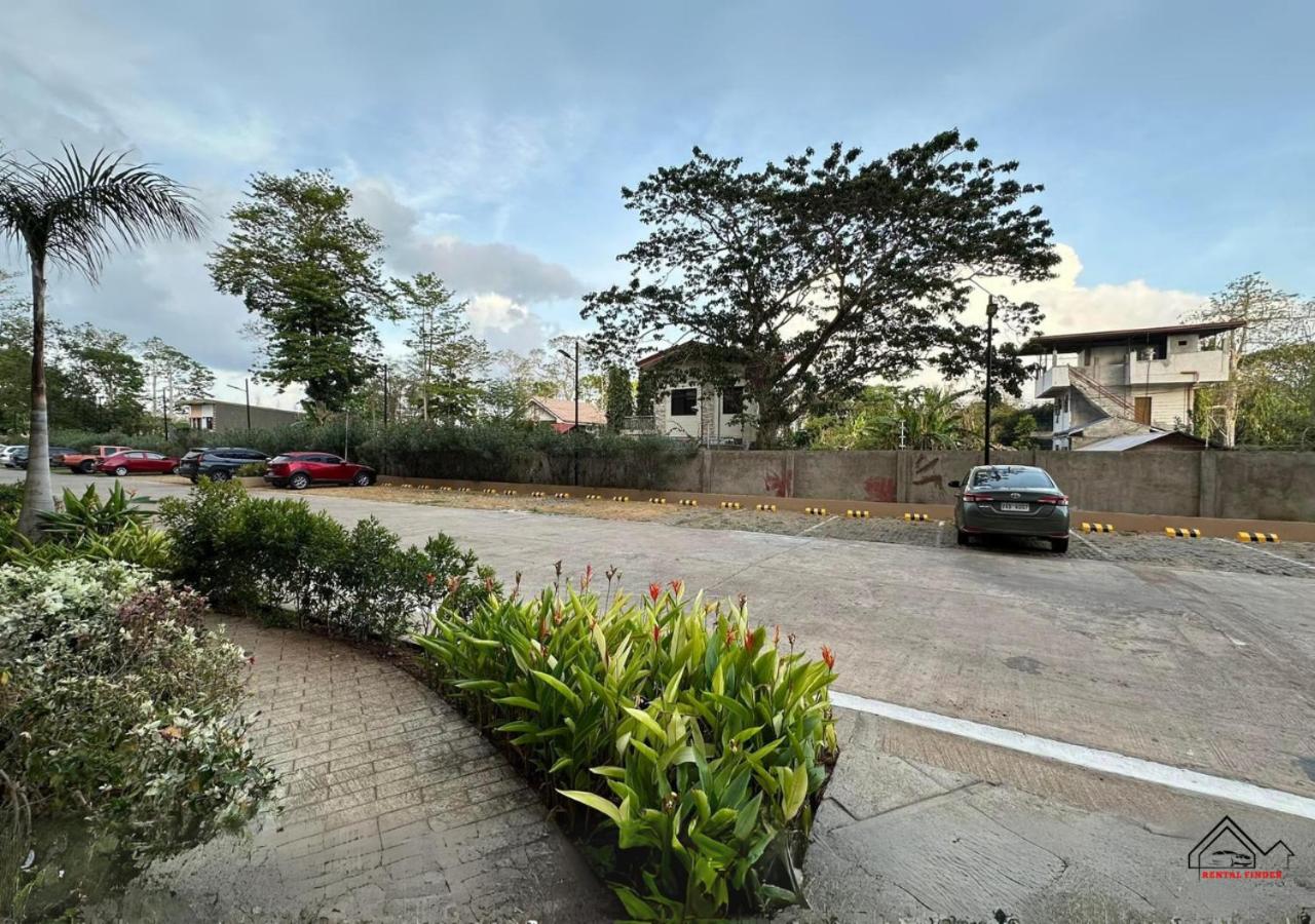 Family-Friendly Staycation with Free Parking, Pool and Gym in Palawan near Airport - B2 7Beryl