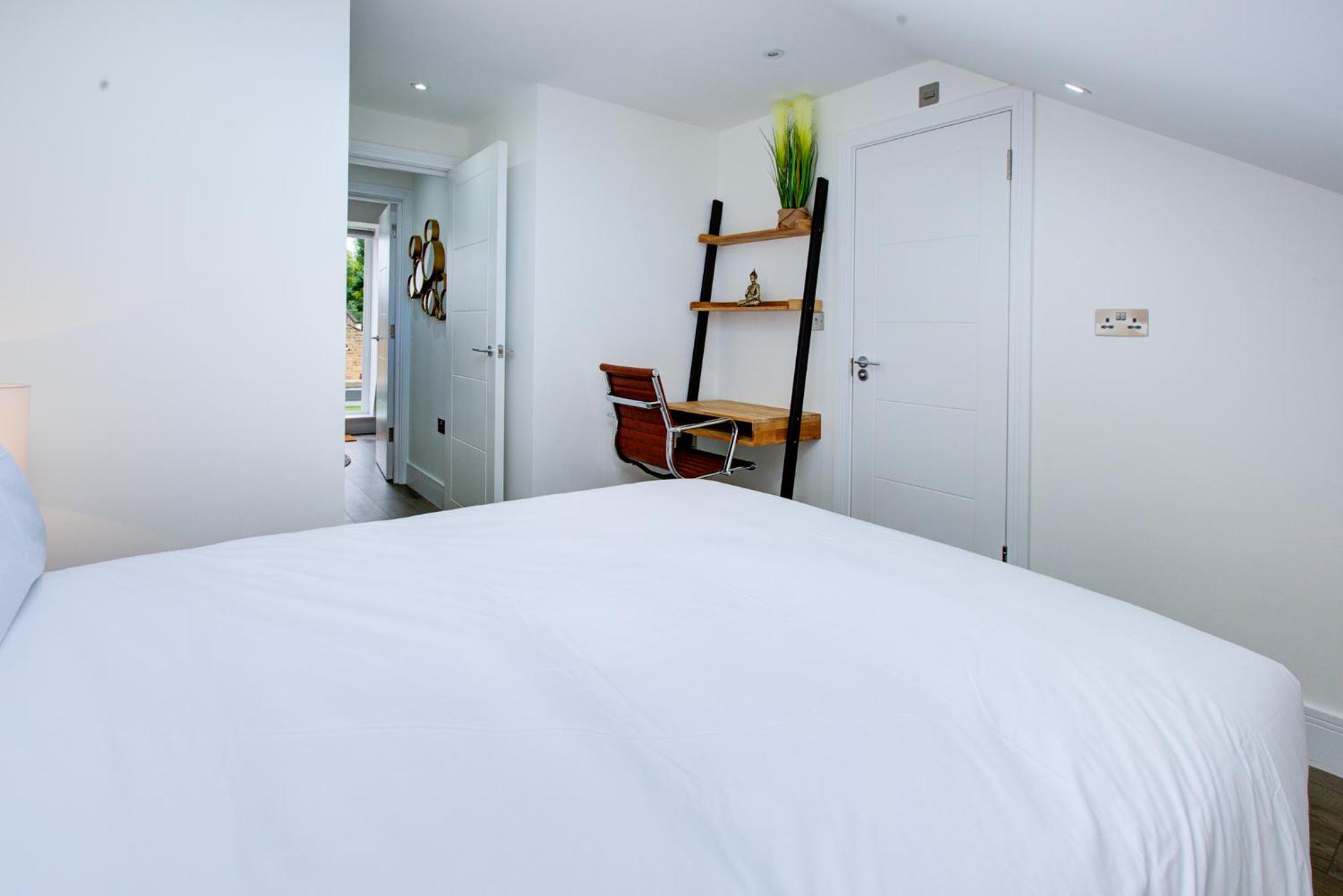 Hybrid Resi - London, Wandsworth close to Clapham
