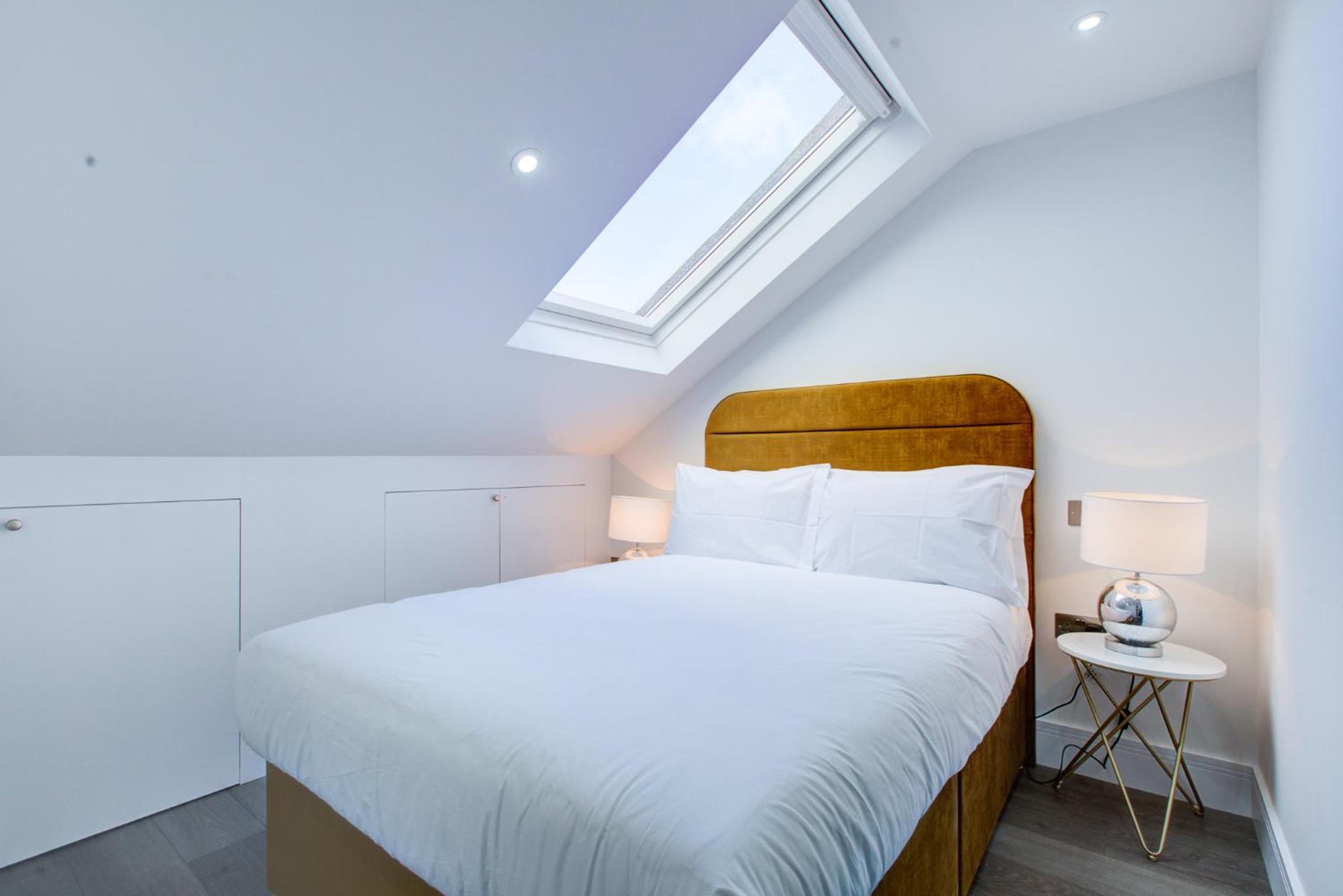 Hybrid Resi - London, Wandsworth close to Clapham