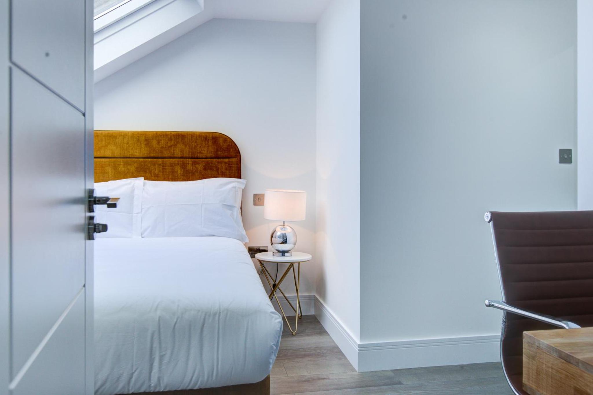 Hybrid Resi - London, Wandsworth close to Clapham