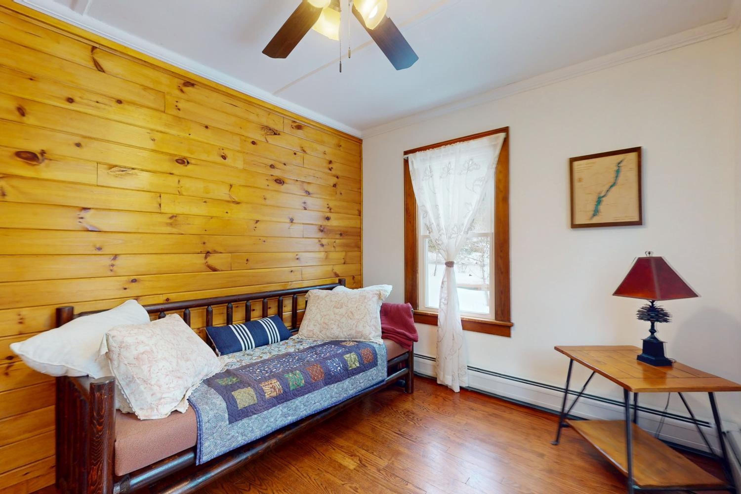 Close to Lake George! All-Season Basecamp with Deck