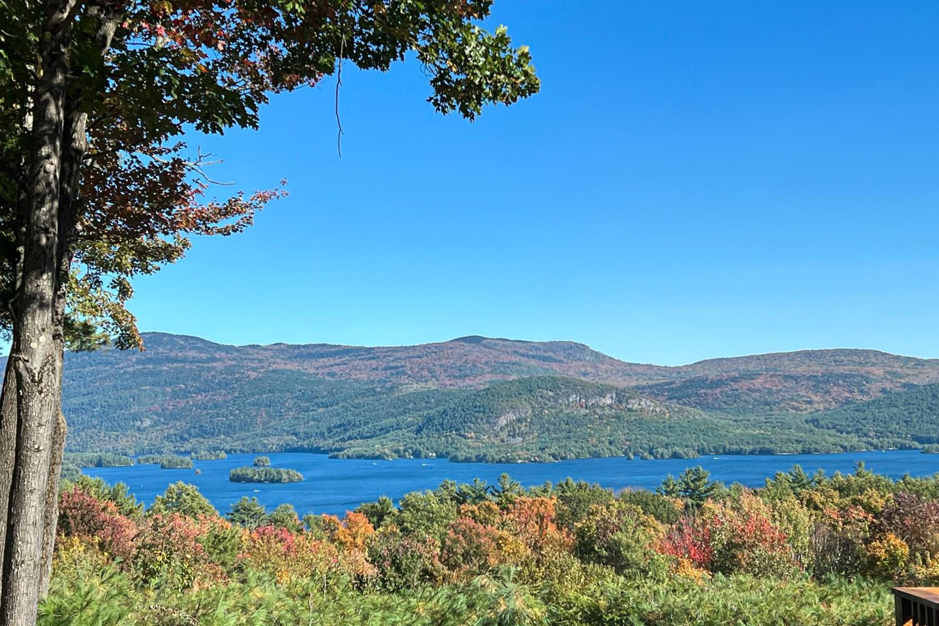 Close to Lake George! All-Season Basecamp with Deck