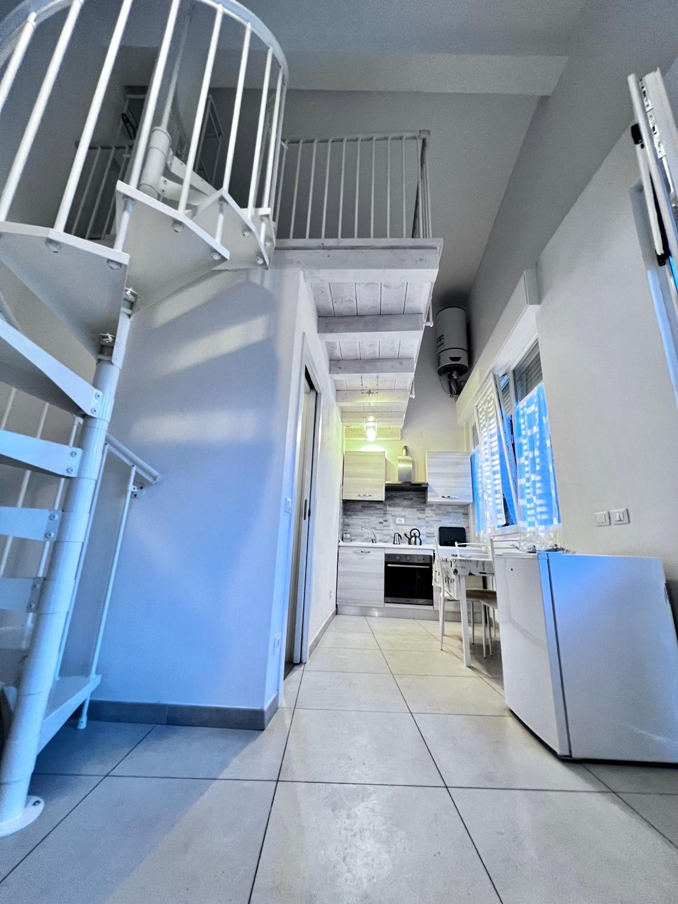 8 Lofts - Apartments - 2