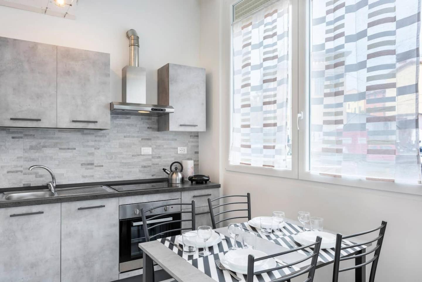 8 Lofts - Apartments - 2