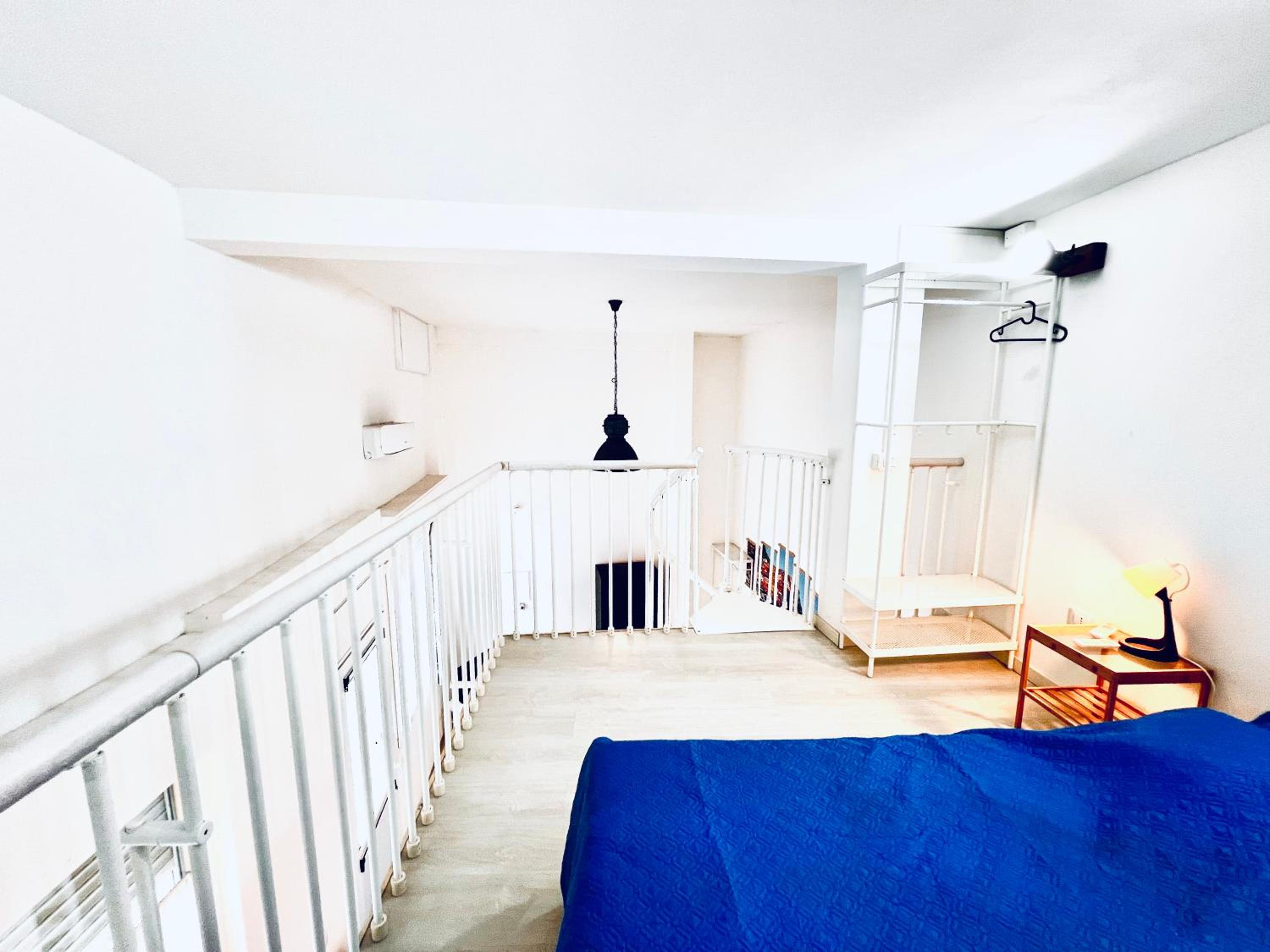 8 Lofts - Apartments - 2