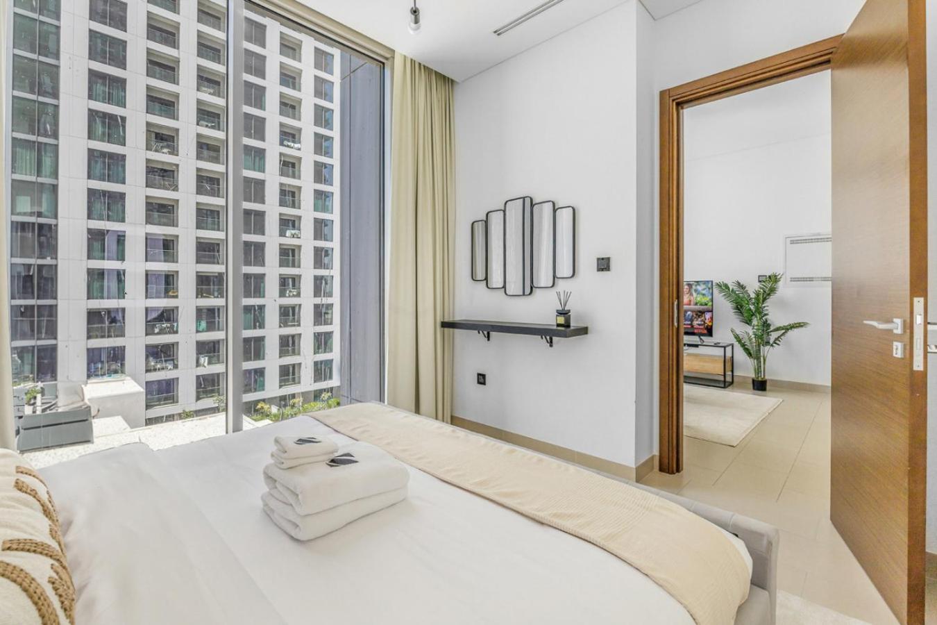 New 2BR with BBQ Area, Pool in Sobha MBR City
