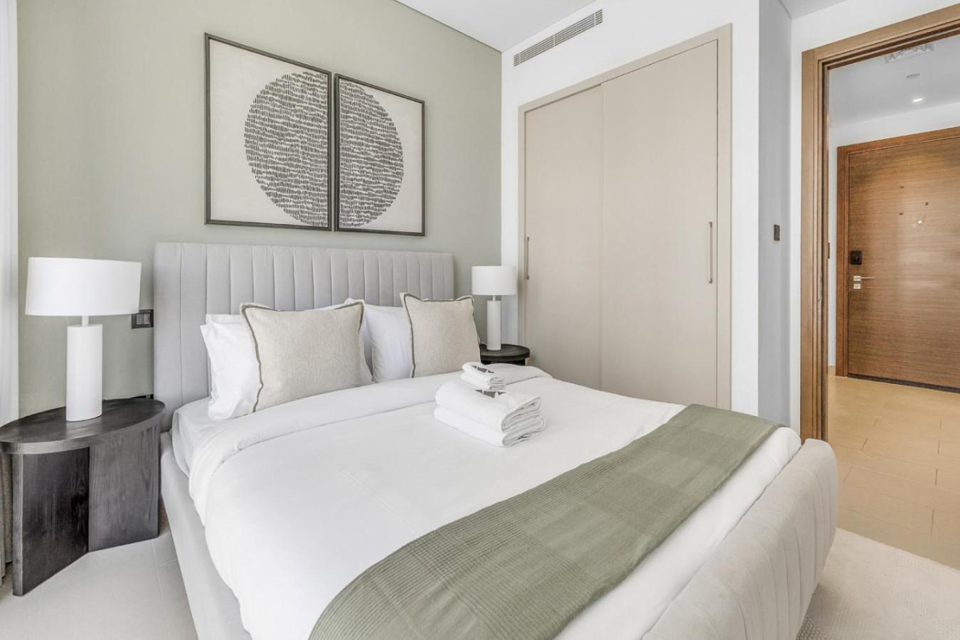 New 2BR with BBQ Area, Pool in Sobha MBR City